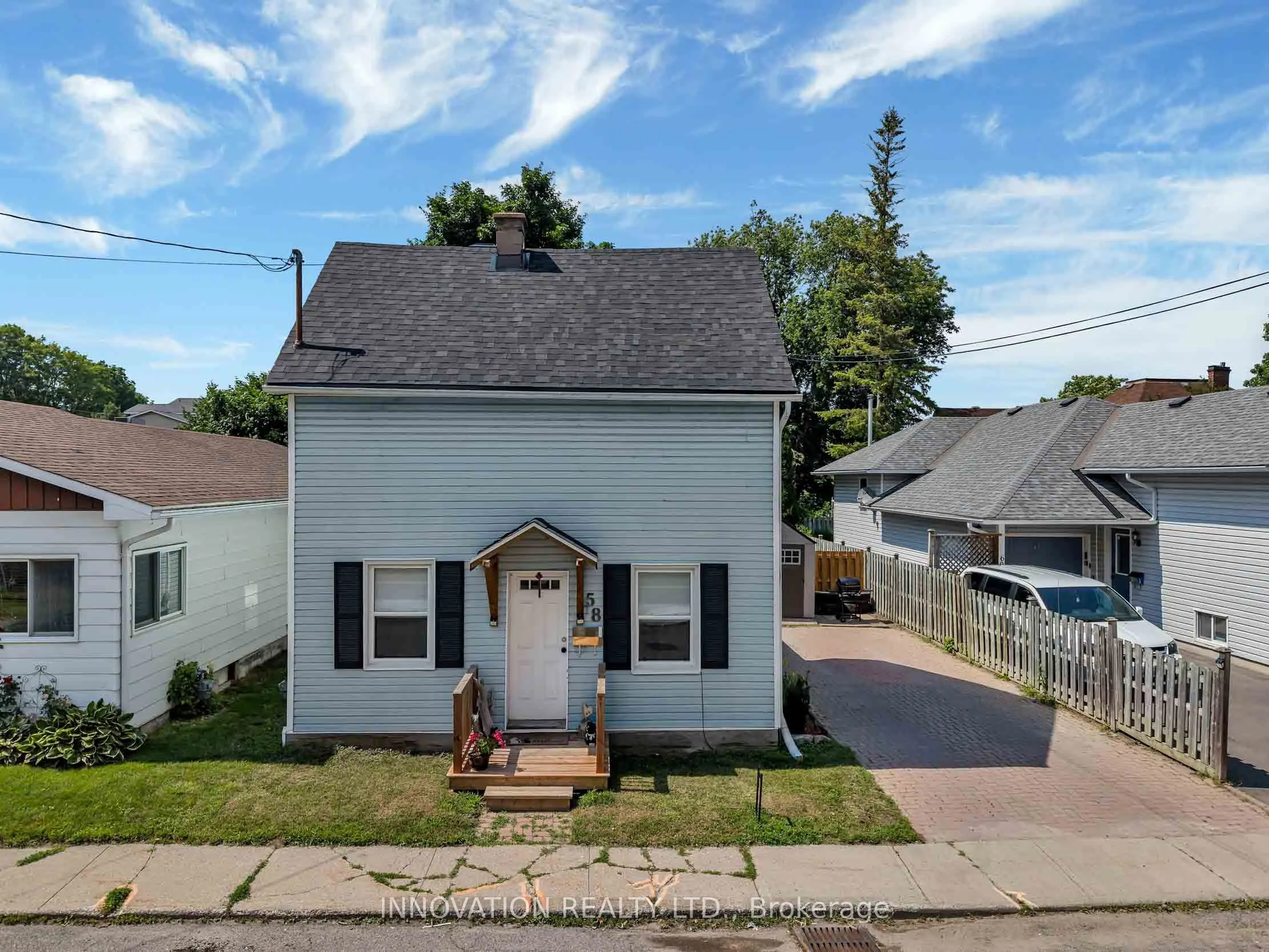 58 Russell Street N
