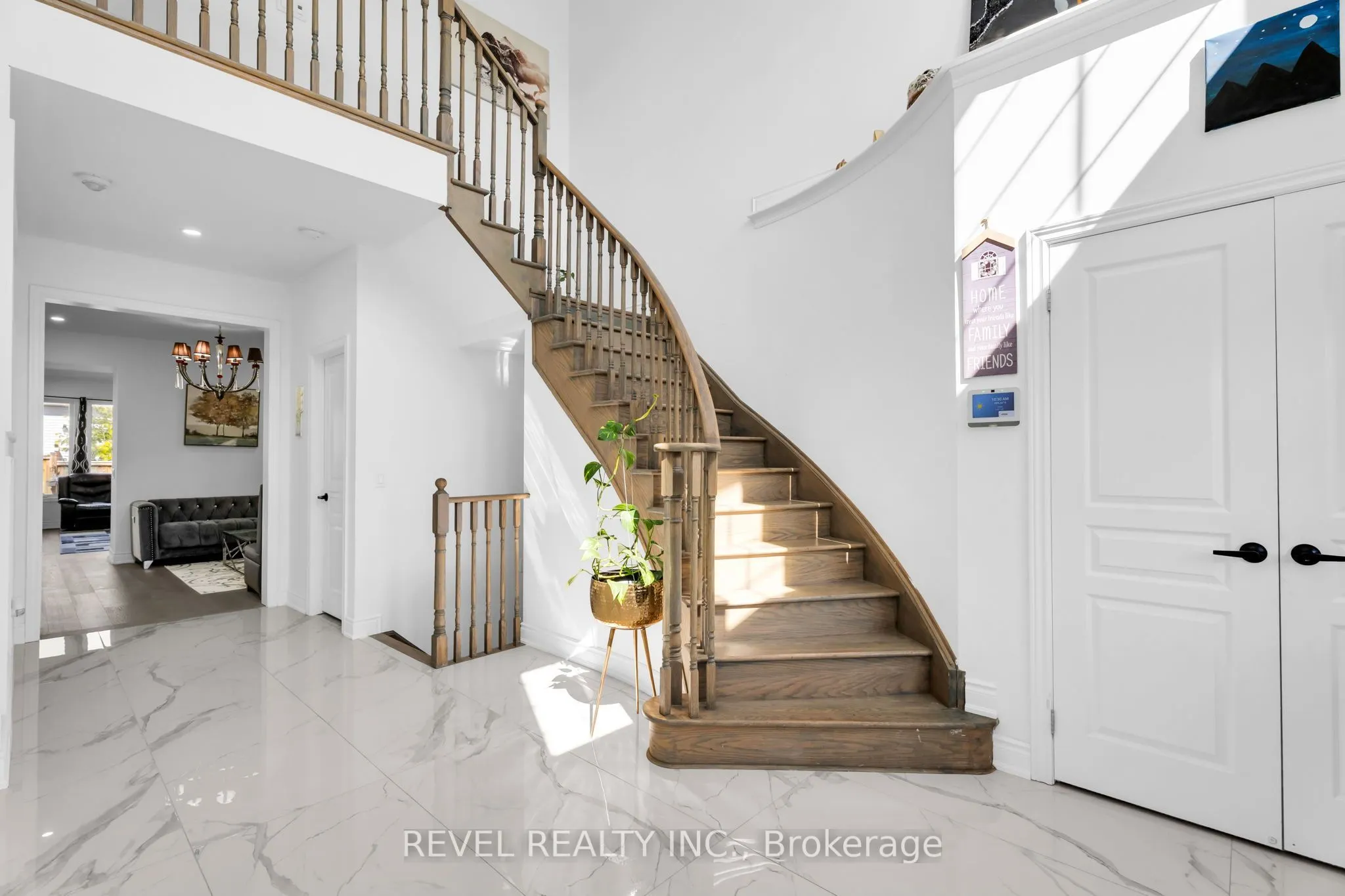 536 Brett Street