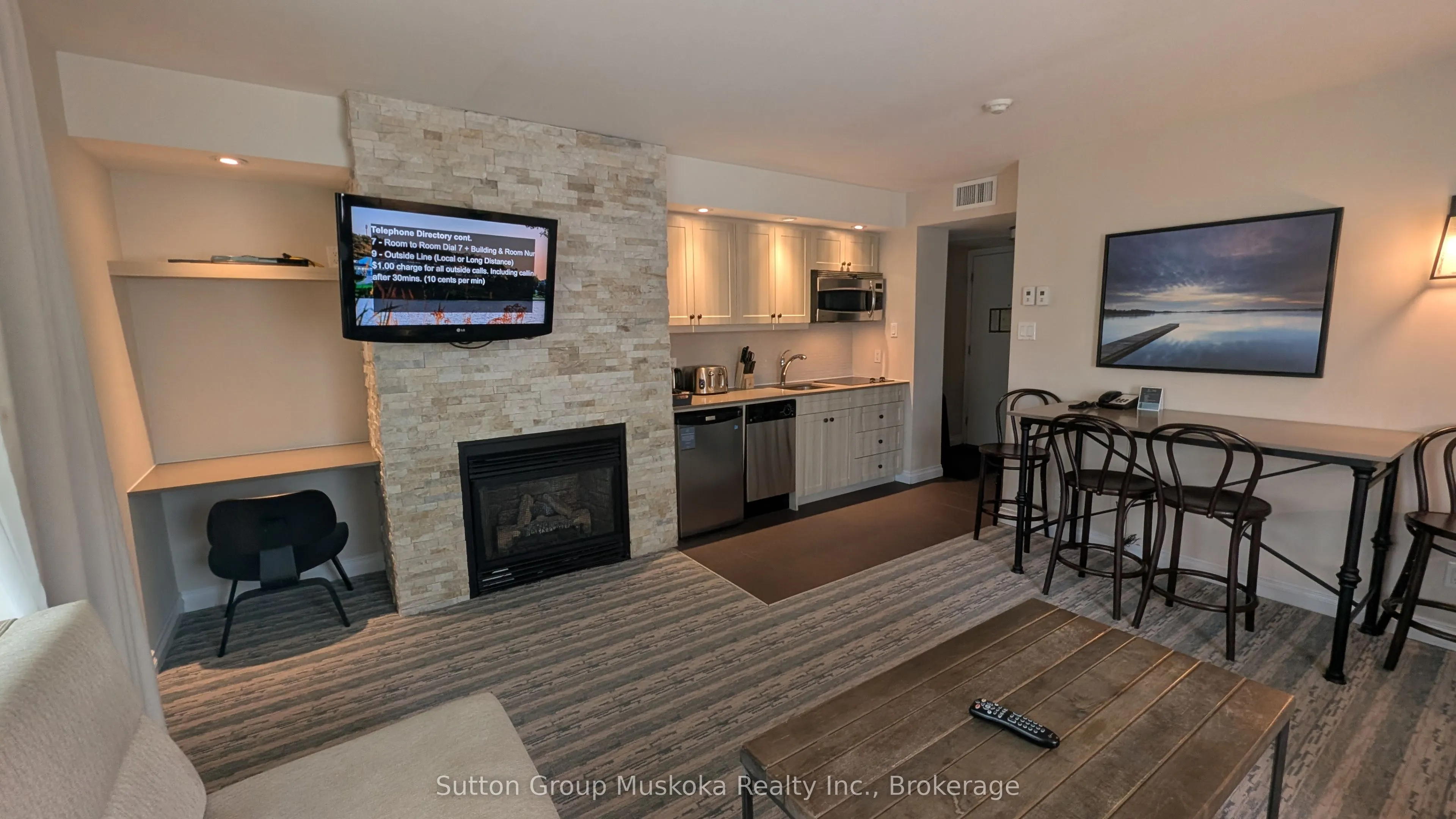 54-203 Deerhurst Drive #54-203