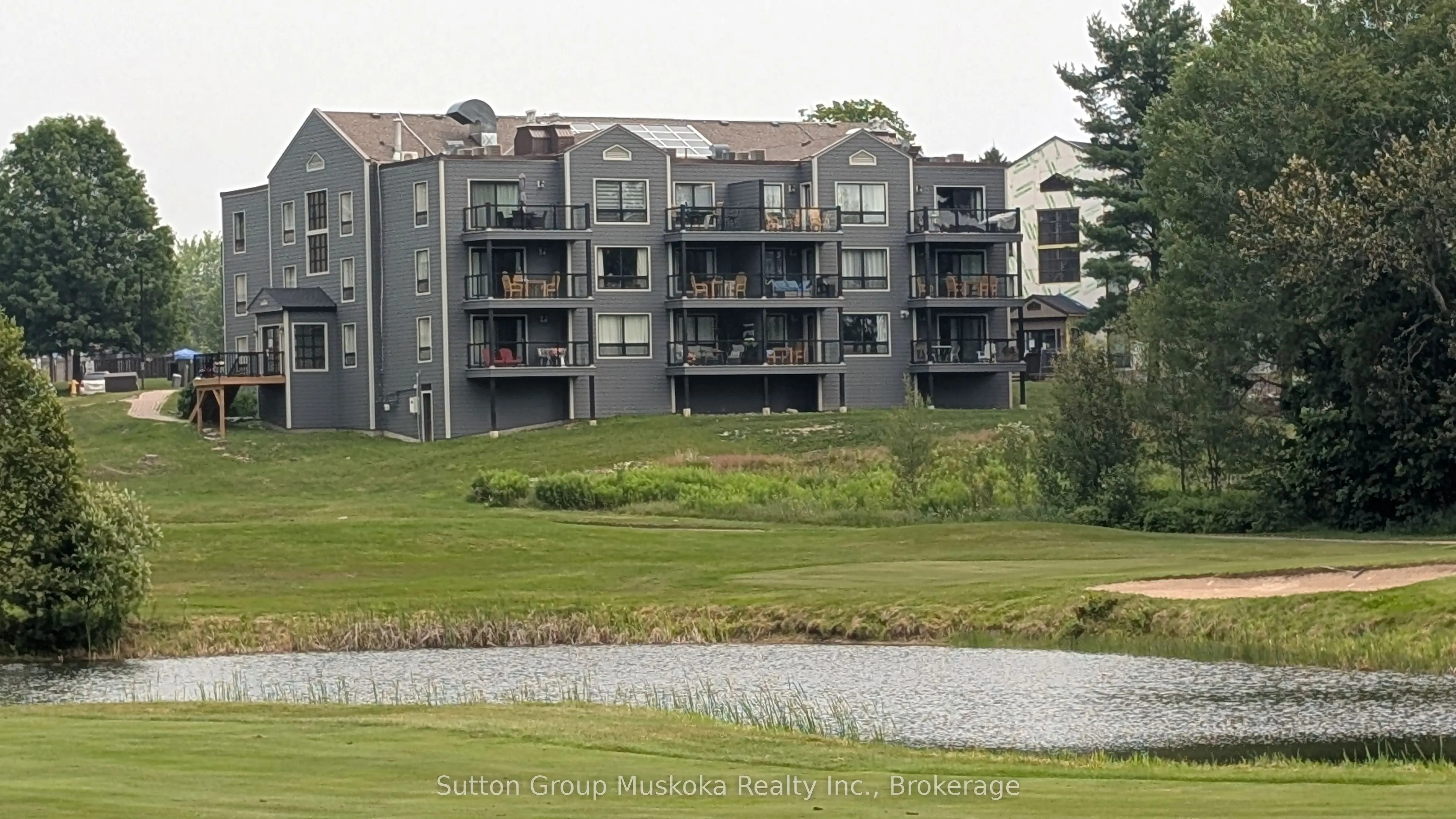 54-203 Deerhurst Drive #54-203