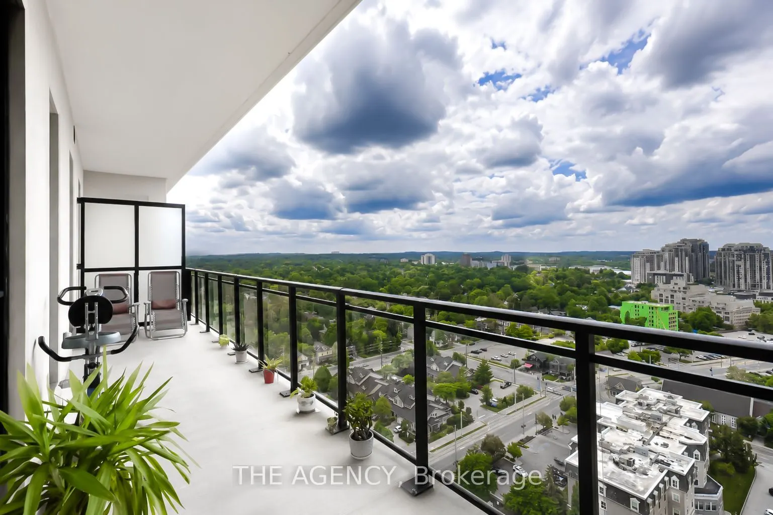 181 King Street S #1907