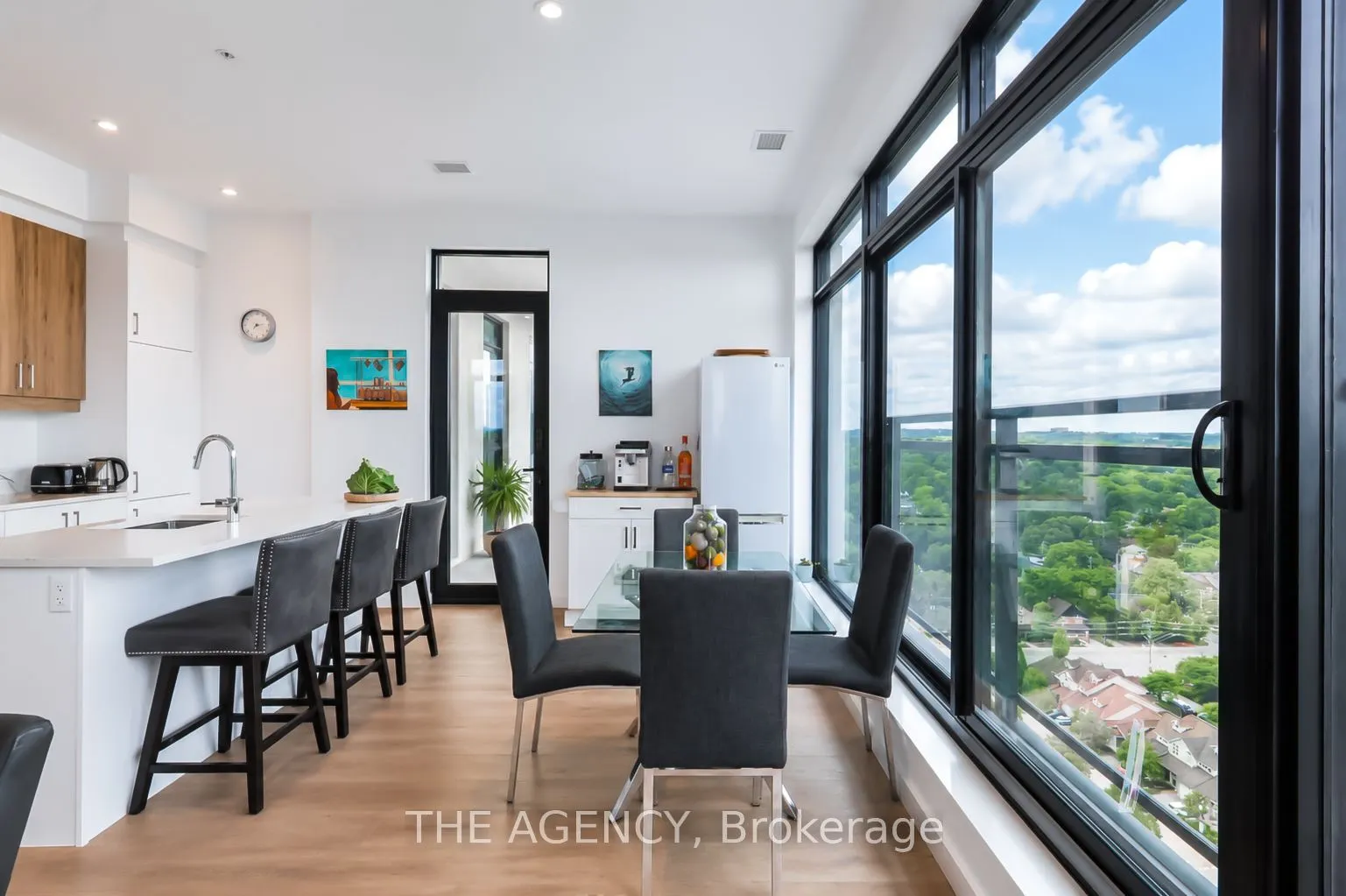 181 King Street S #1907