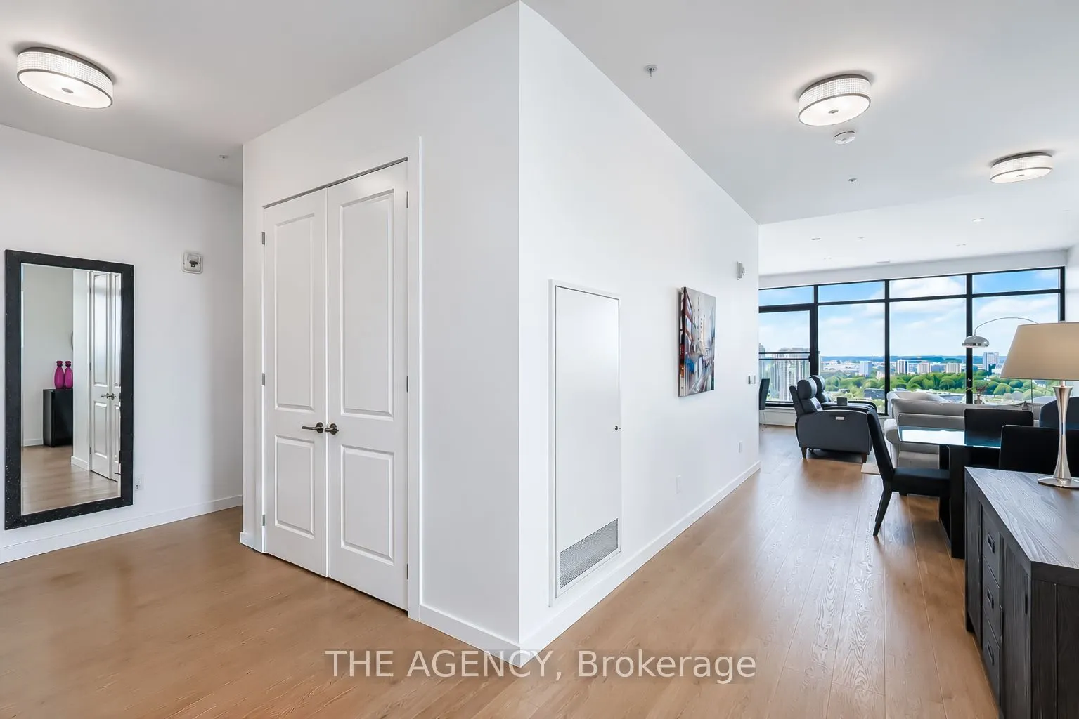 181 King Street S #1907