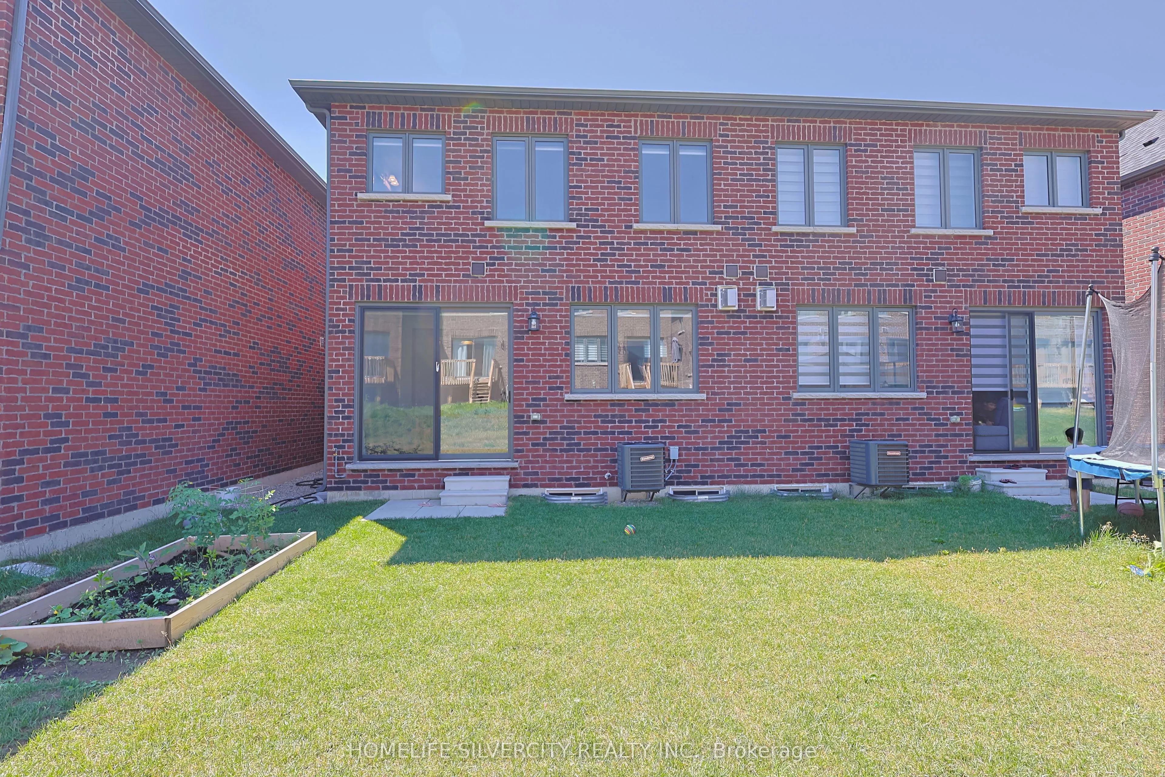 133 Cole Terrace