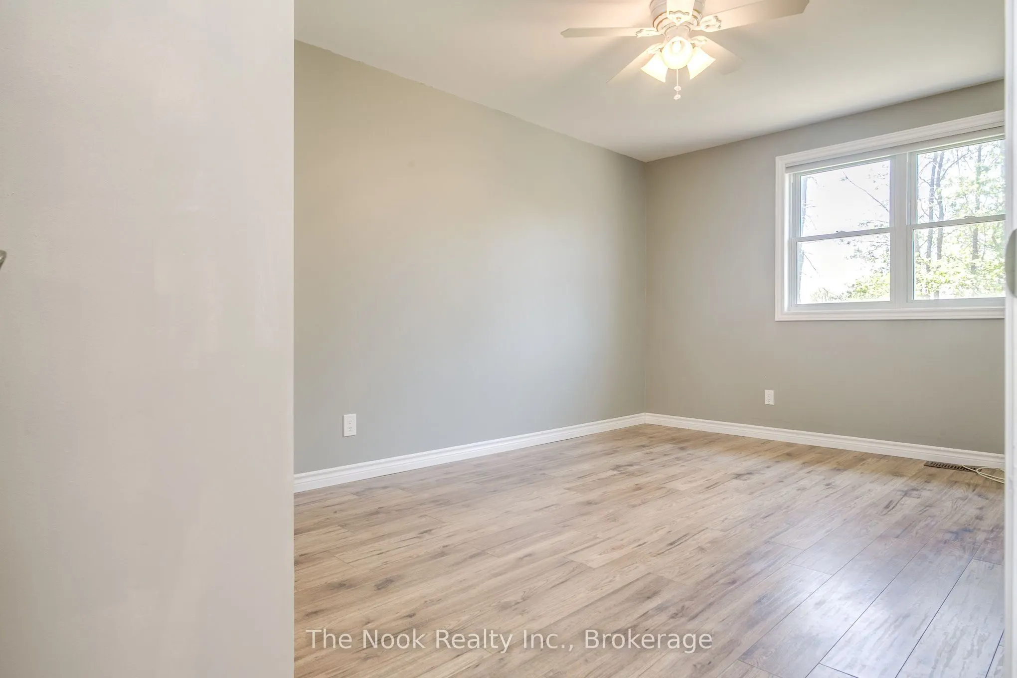 95 Peacock Boulevard
