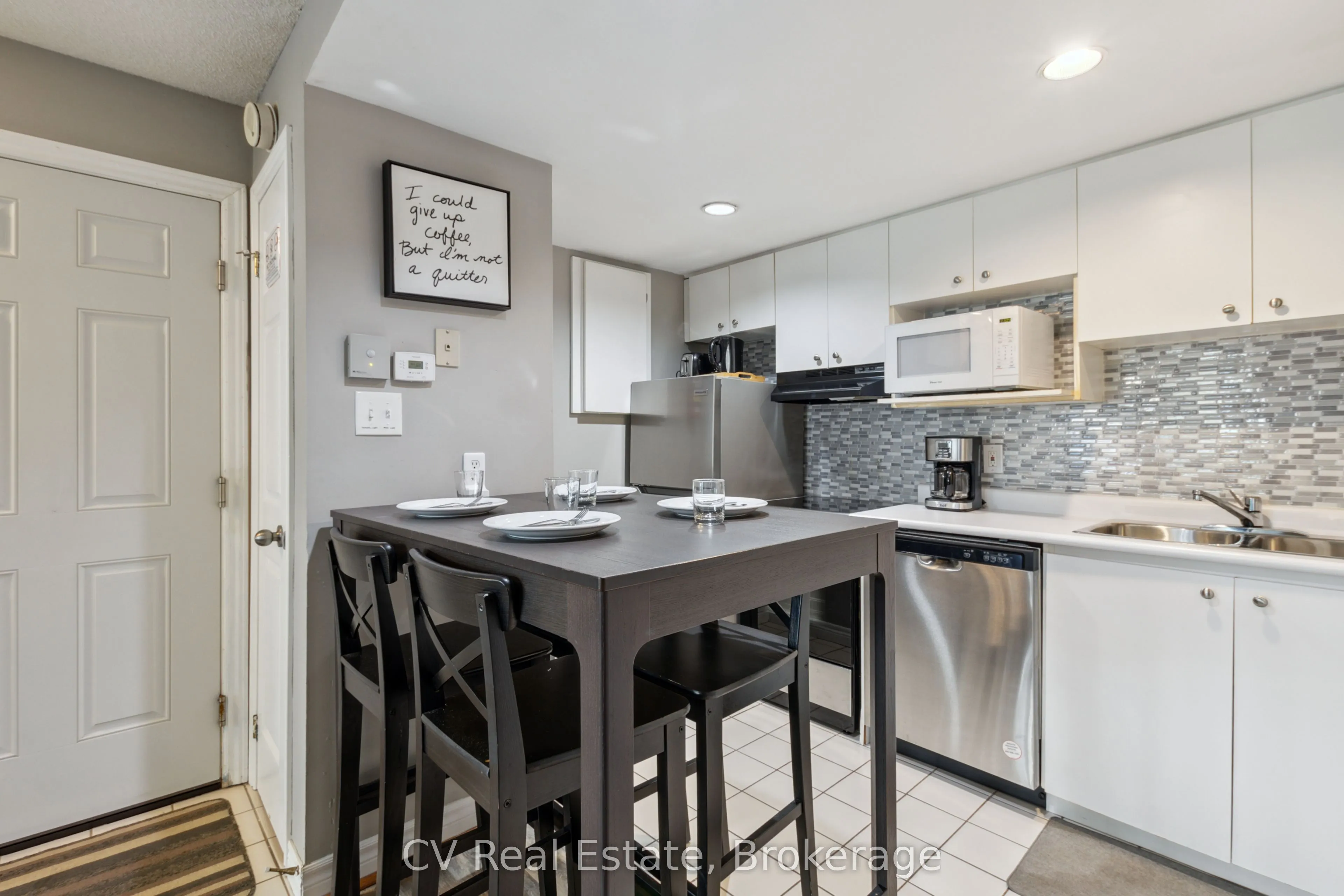 796468 Grey 19 Road #404