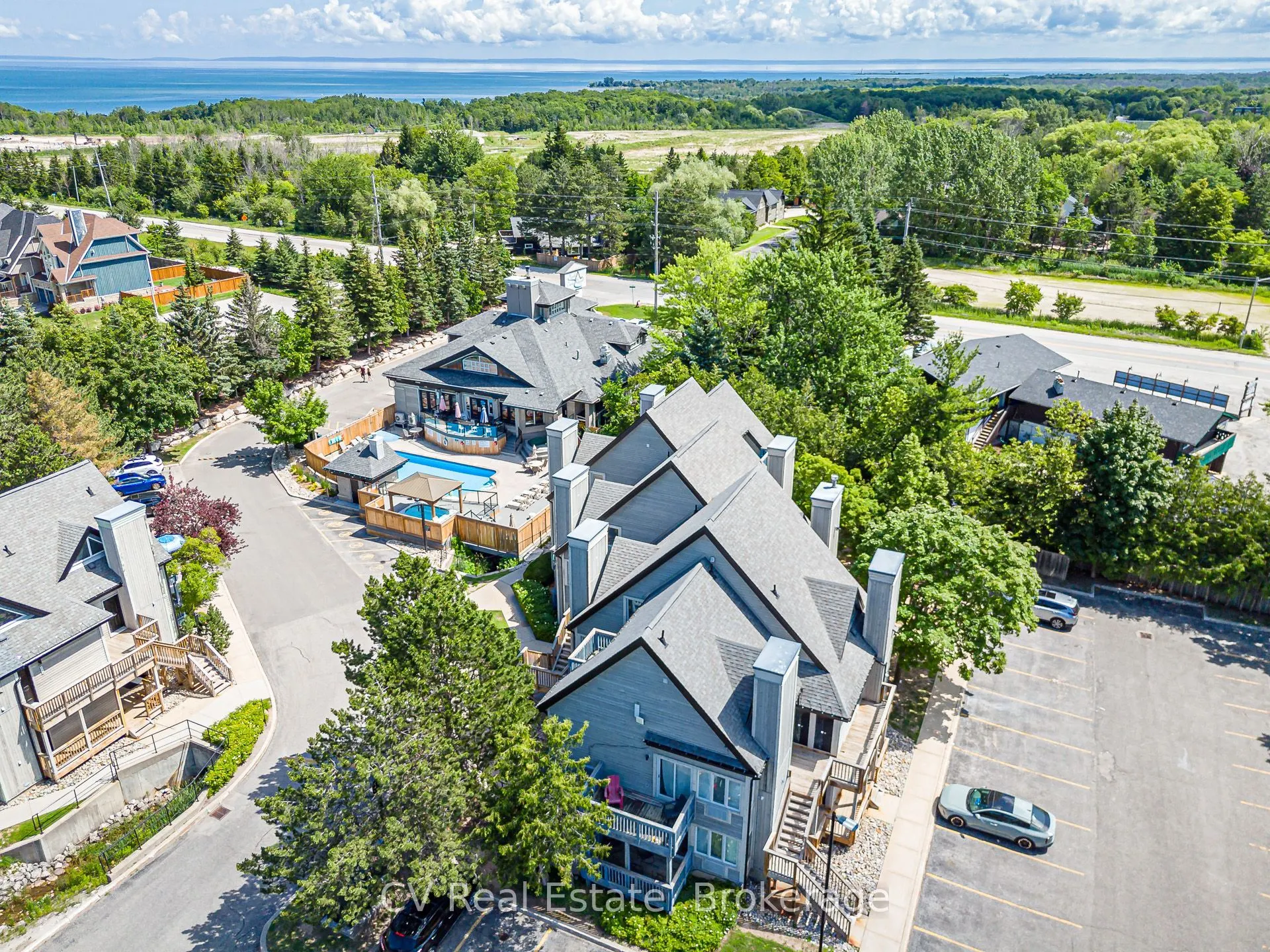796468 Grey 19 Road #404