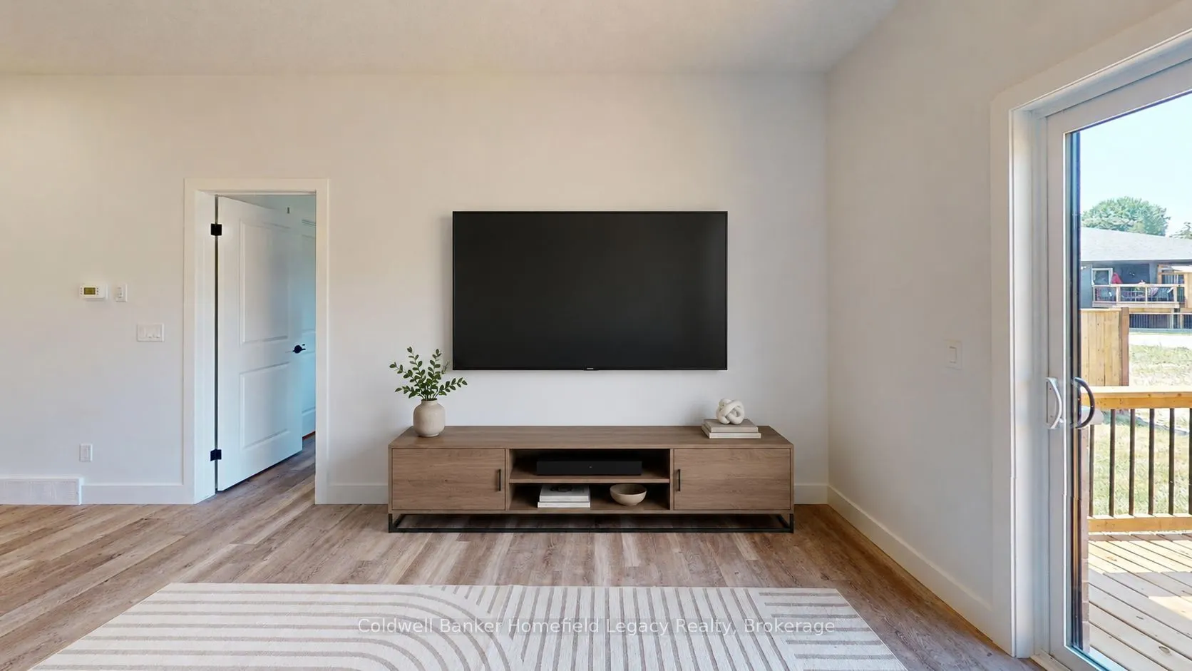 165 Egan Avenue #13