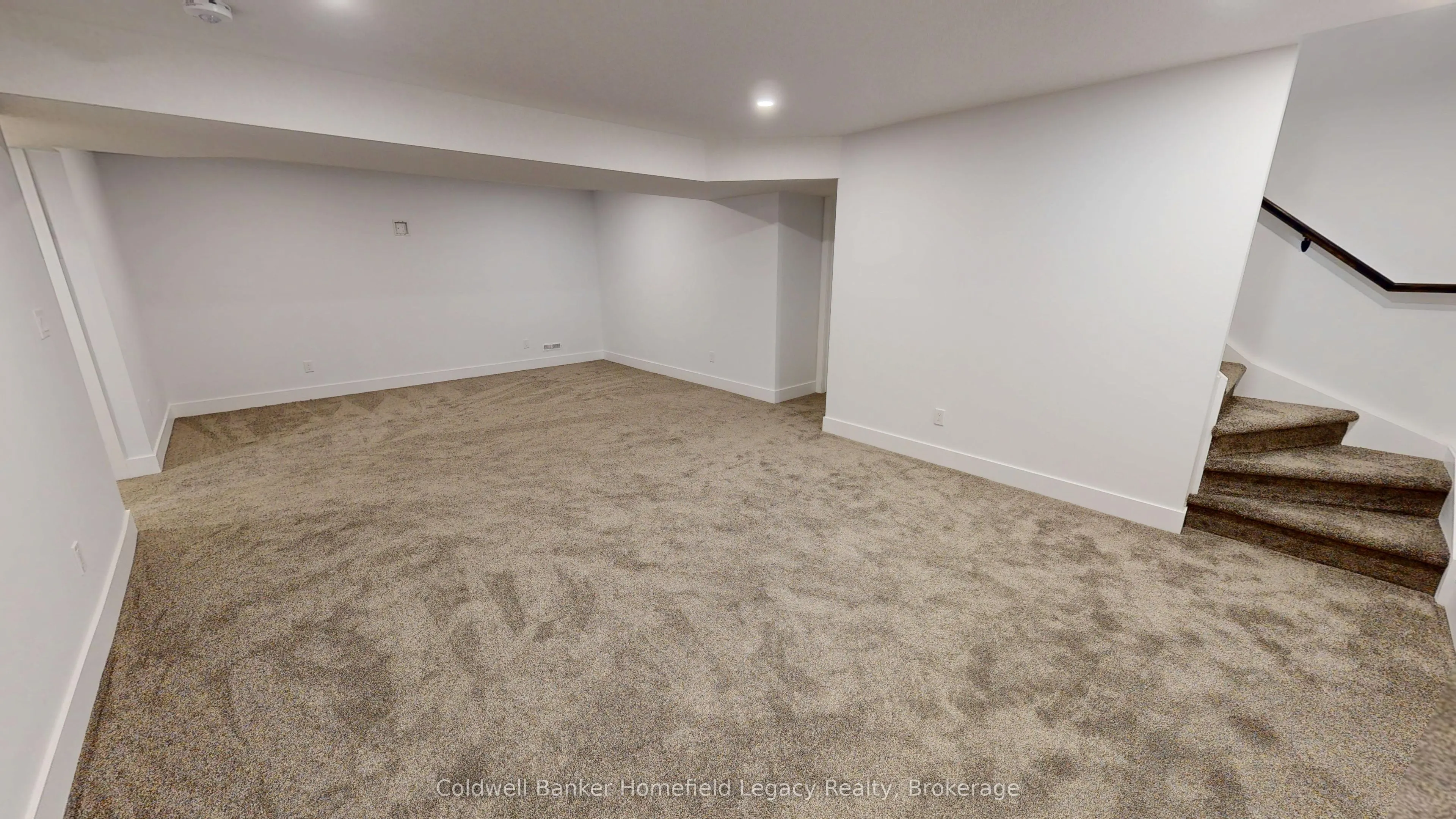 165 Egan Avenue #13