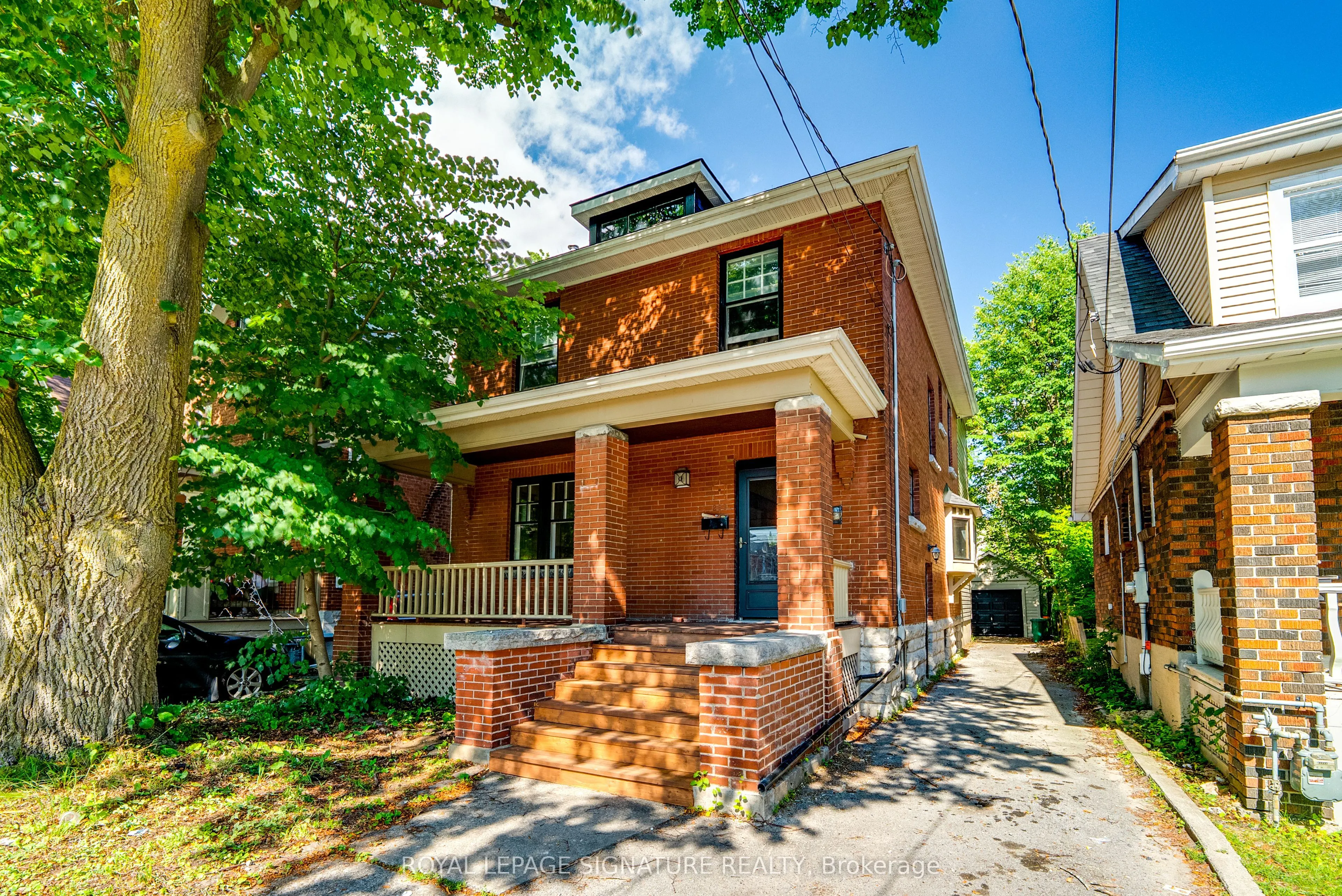 293 Albert Street