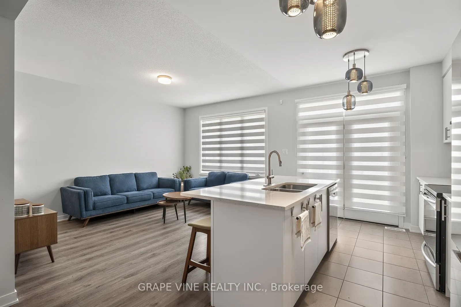 225 Billrian Crescent