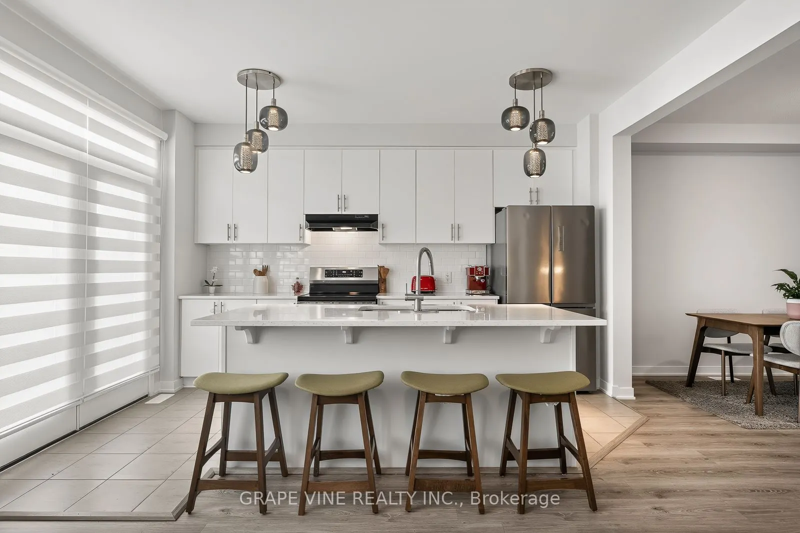 225 Billrian Crescent