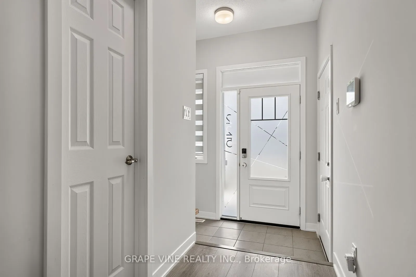 225 Billrian Crescent