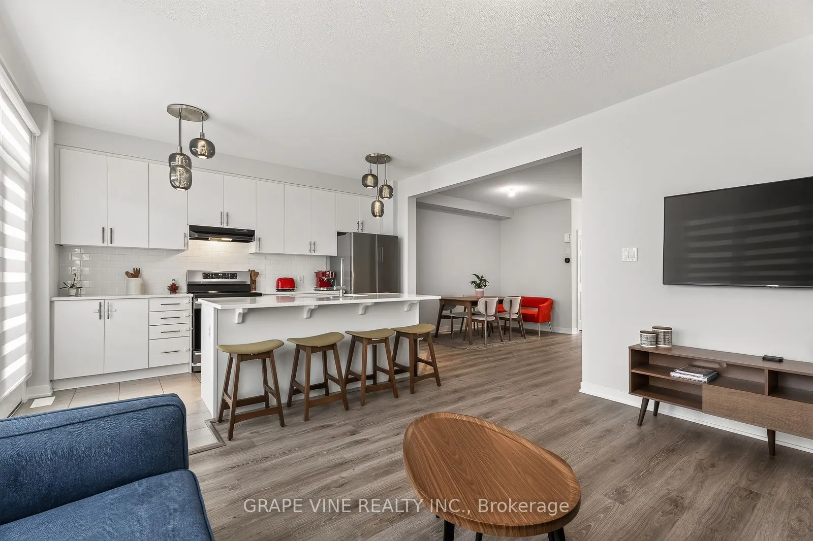 225 Billrian Crescent