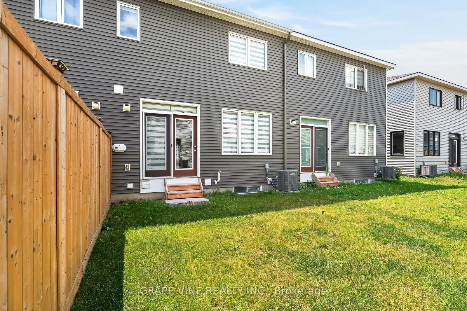 225 Billrian Crescent