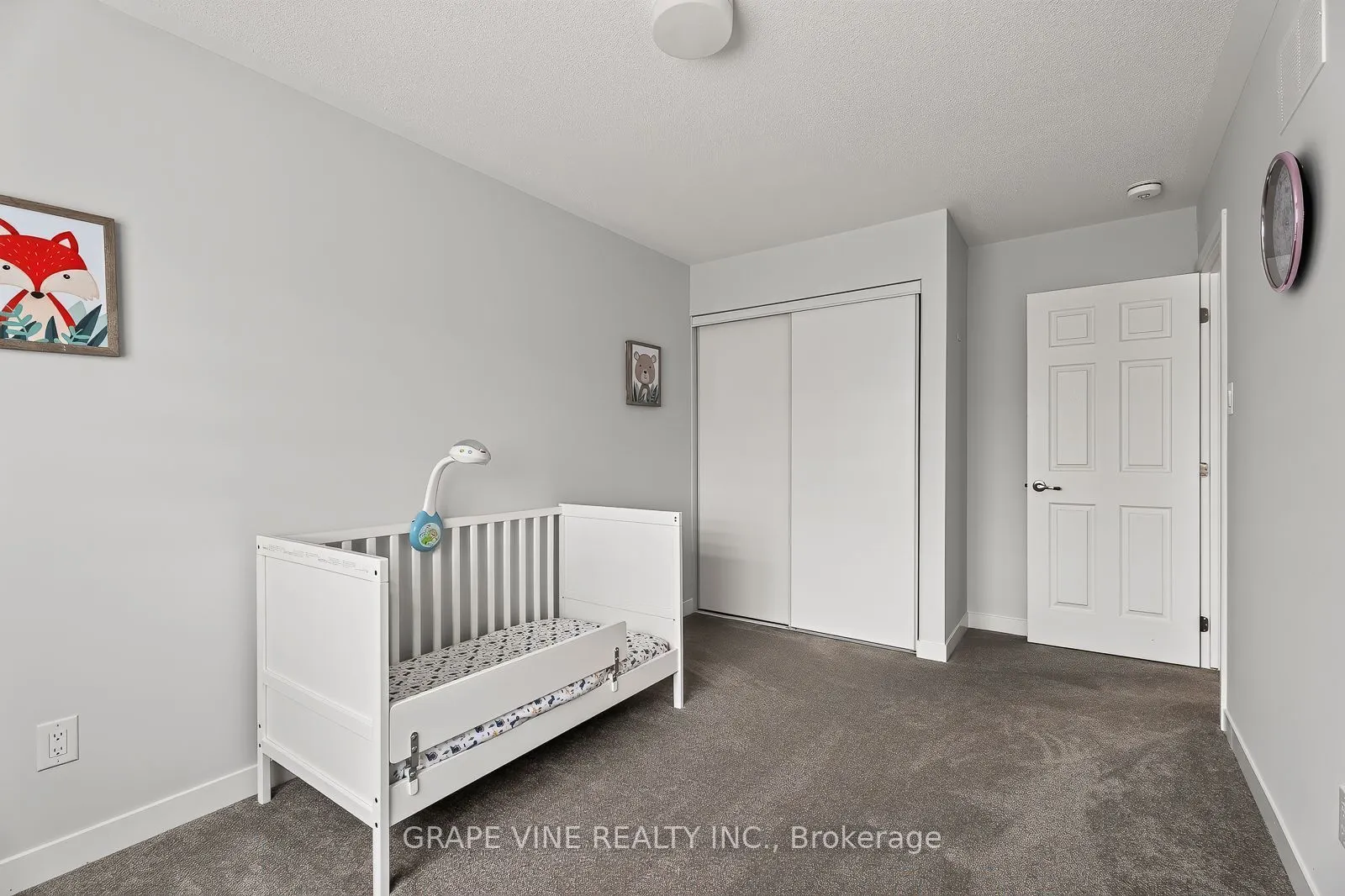 225 Billrian Crescent