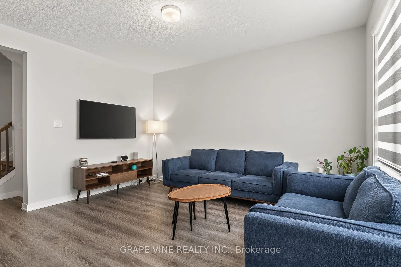 225 Billrian Crescent