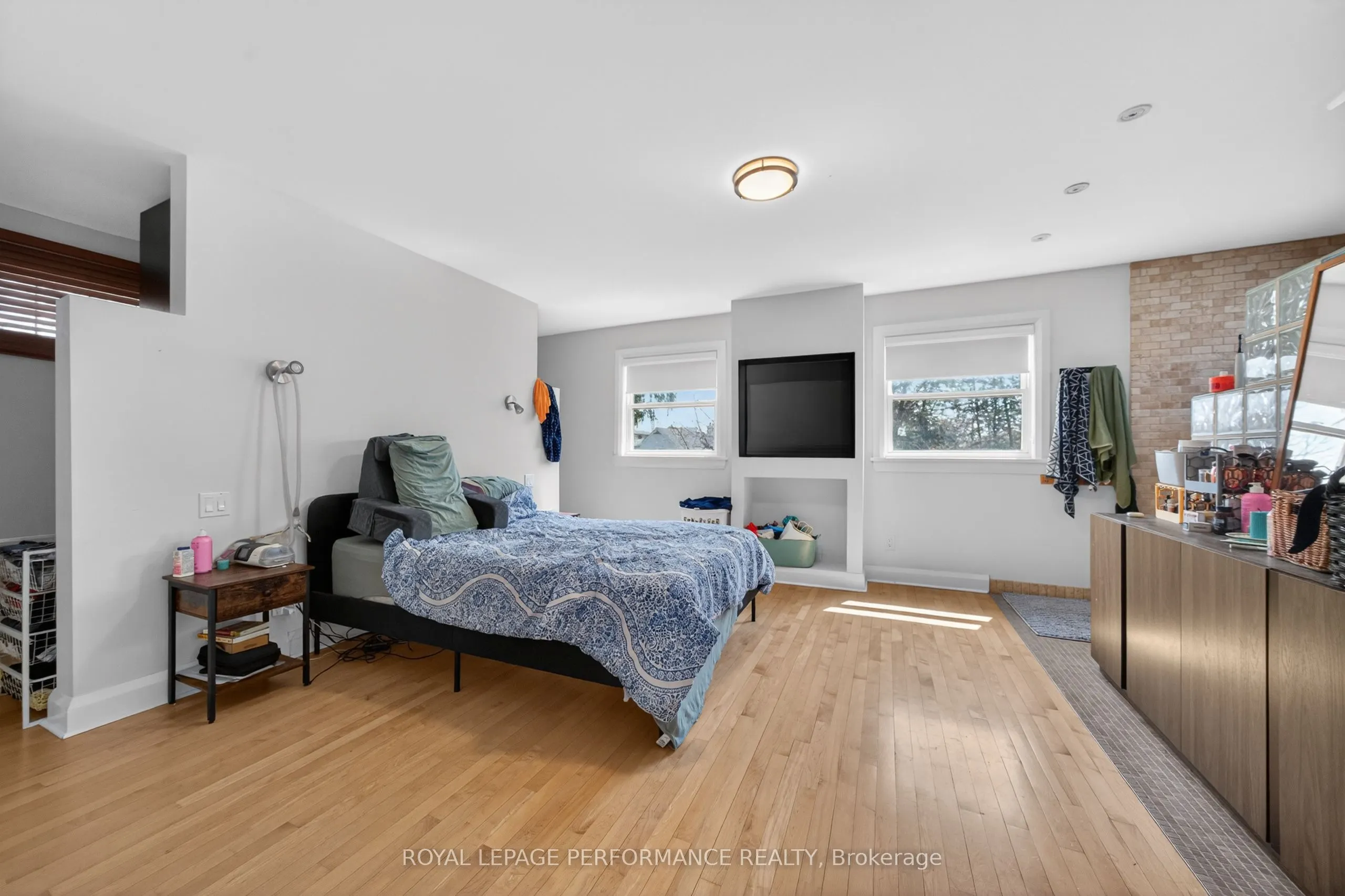 324 Duncairn Avenue
