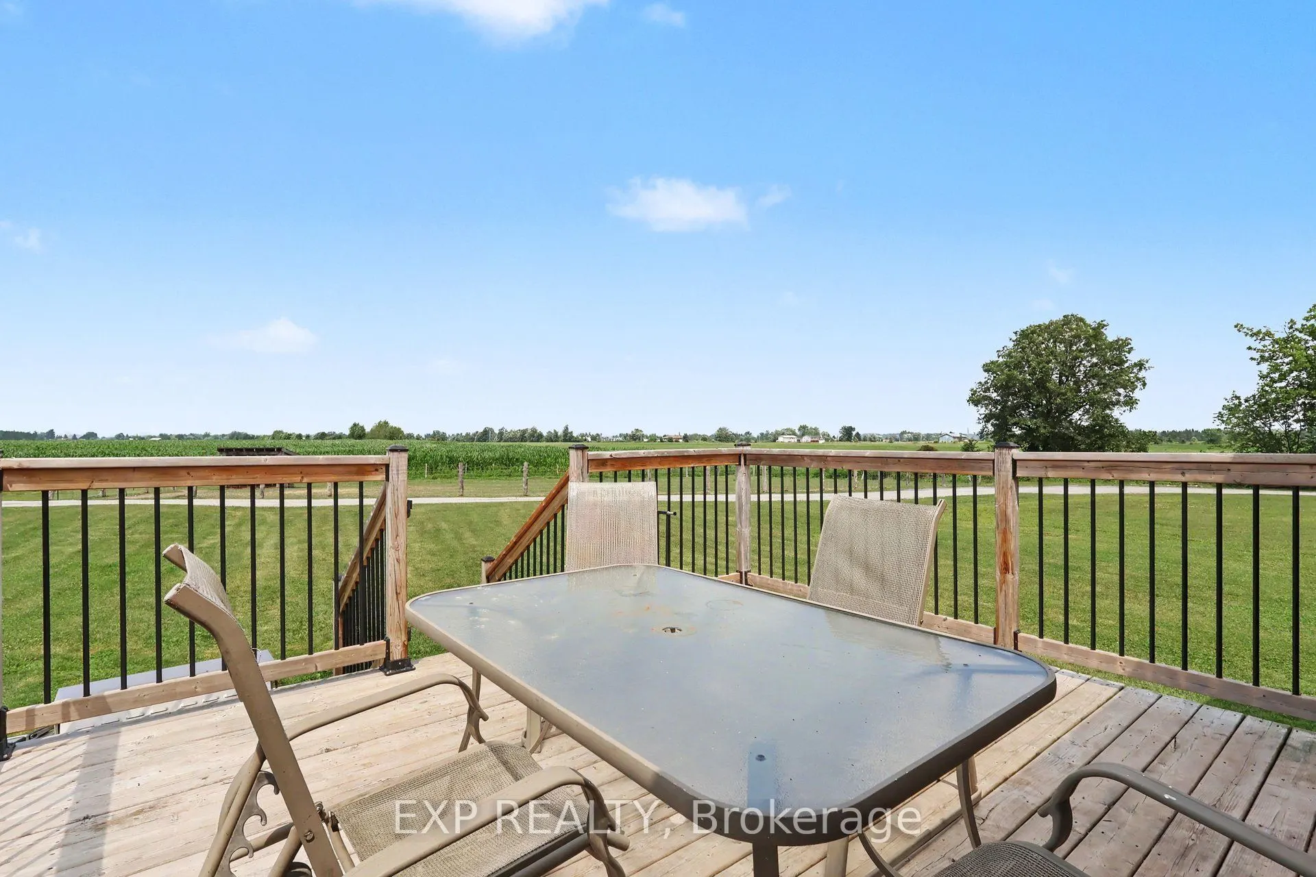 2661 Concession 2 Street