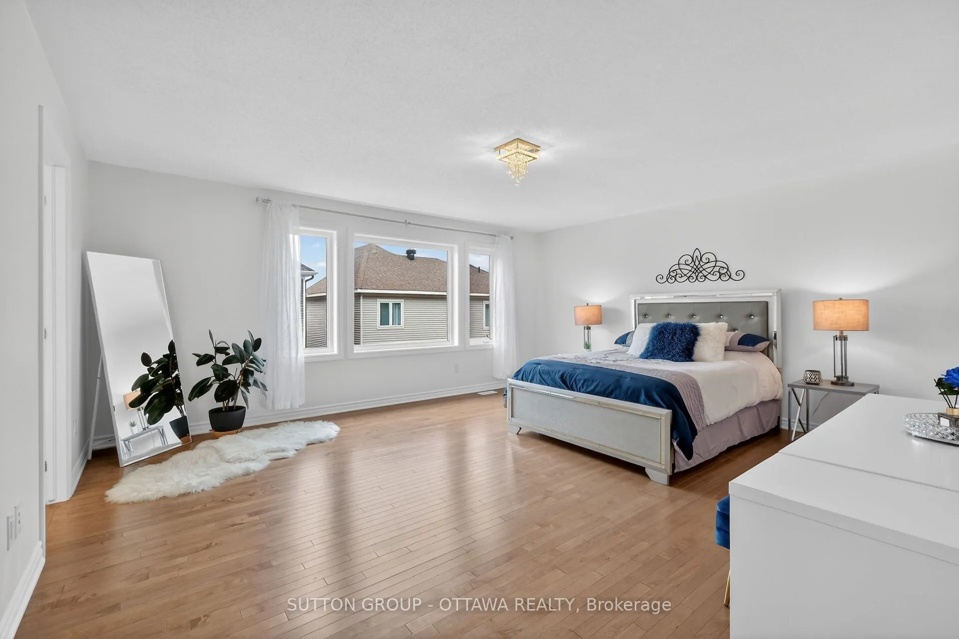 1011 Carden Lane