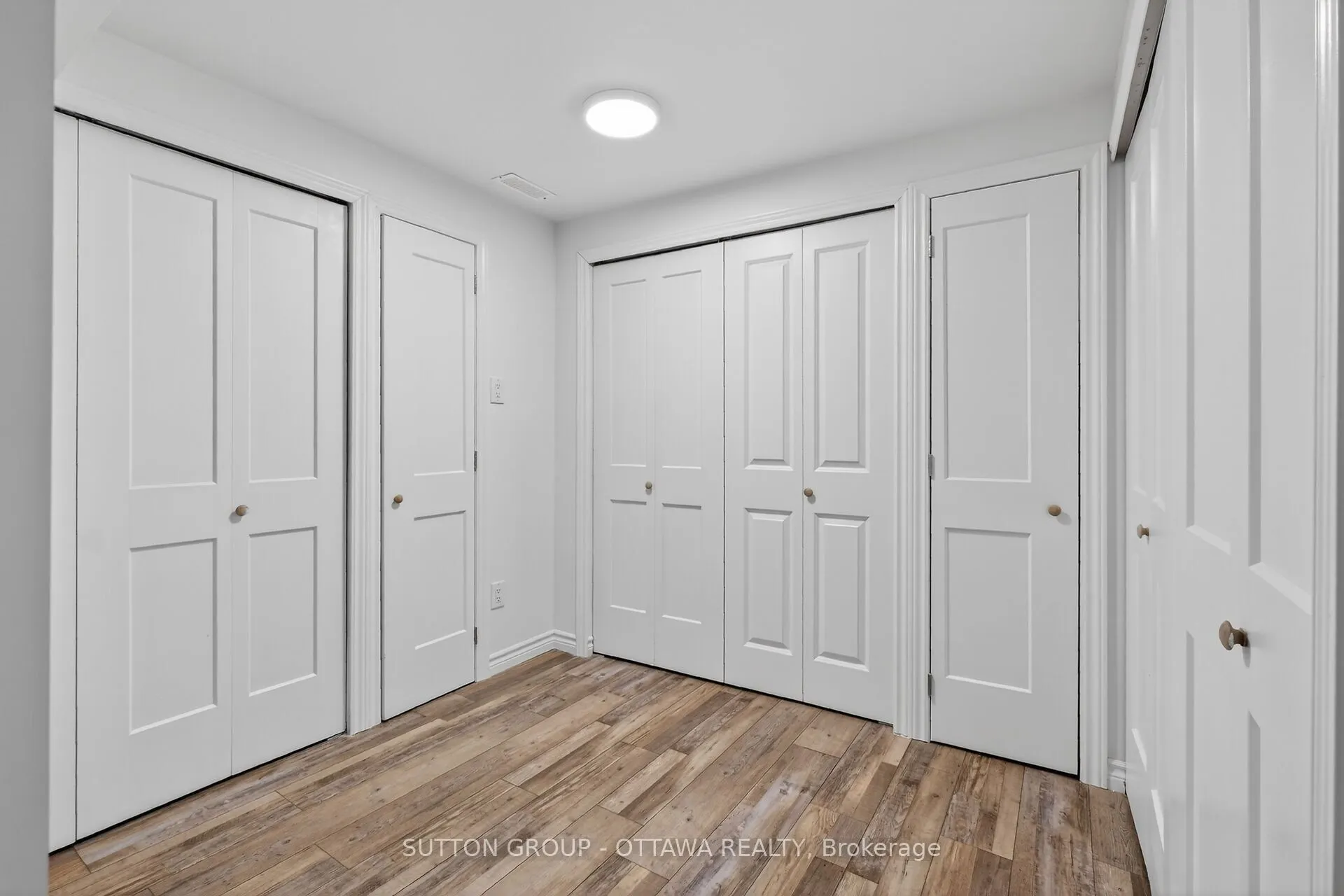 1011 Carden Lane