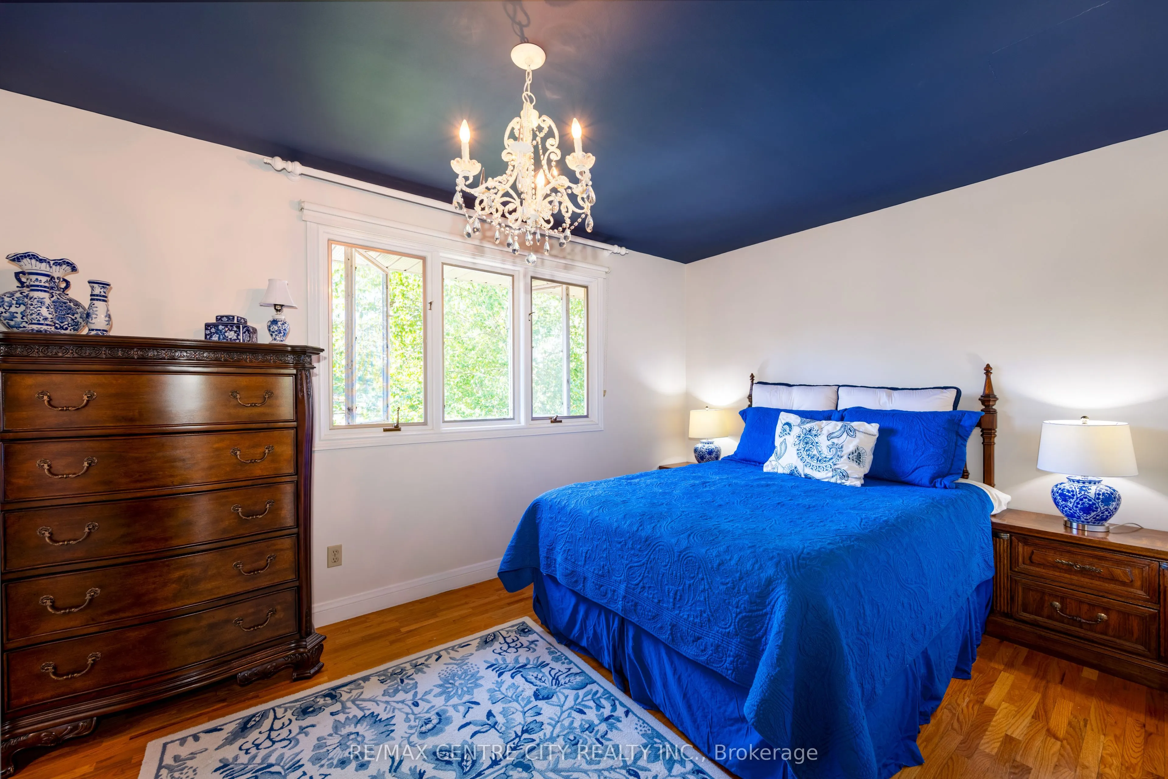 255 MILL POND Crescent