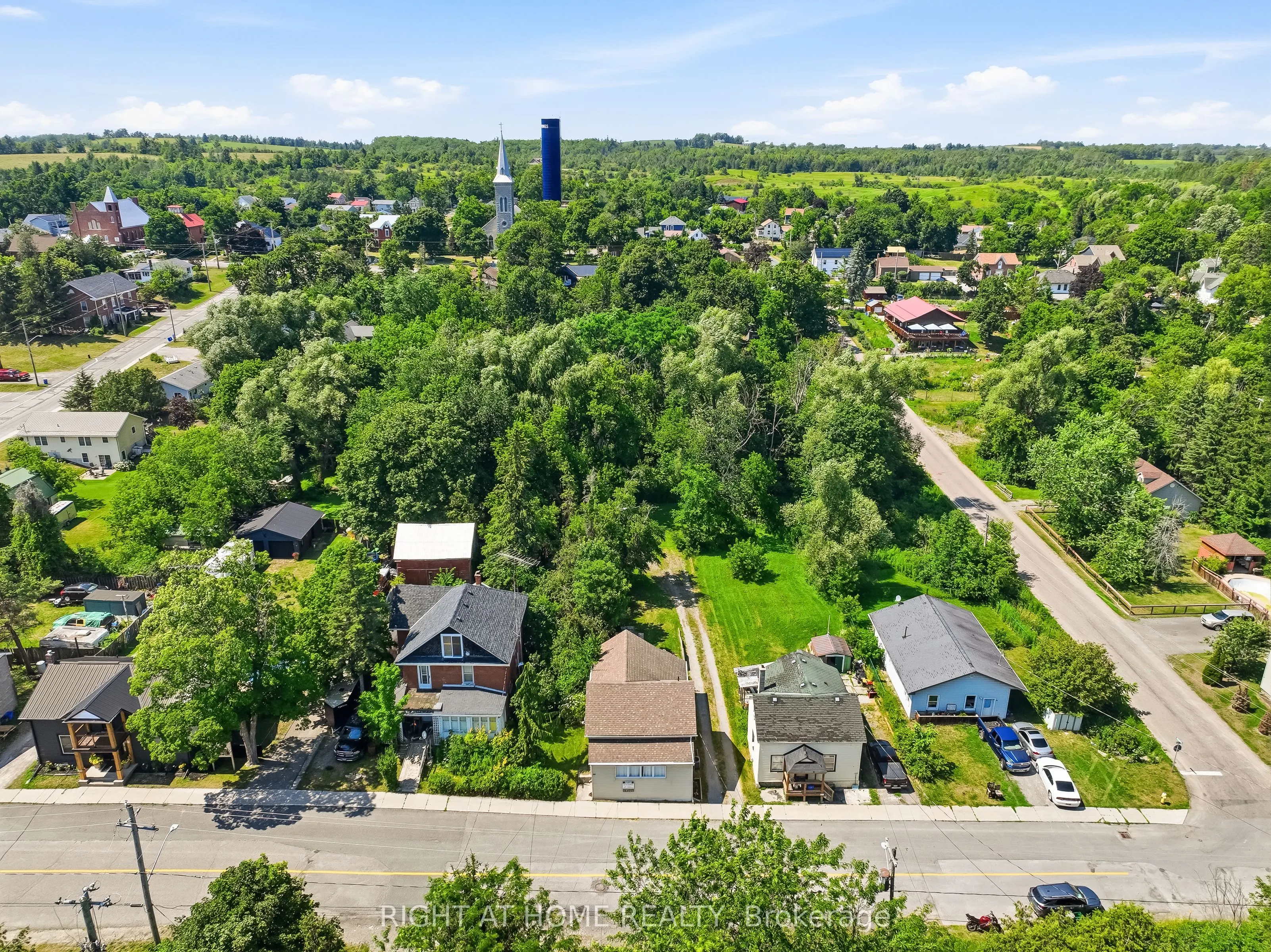 55 Front Street East