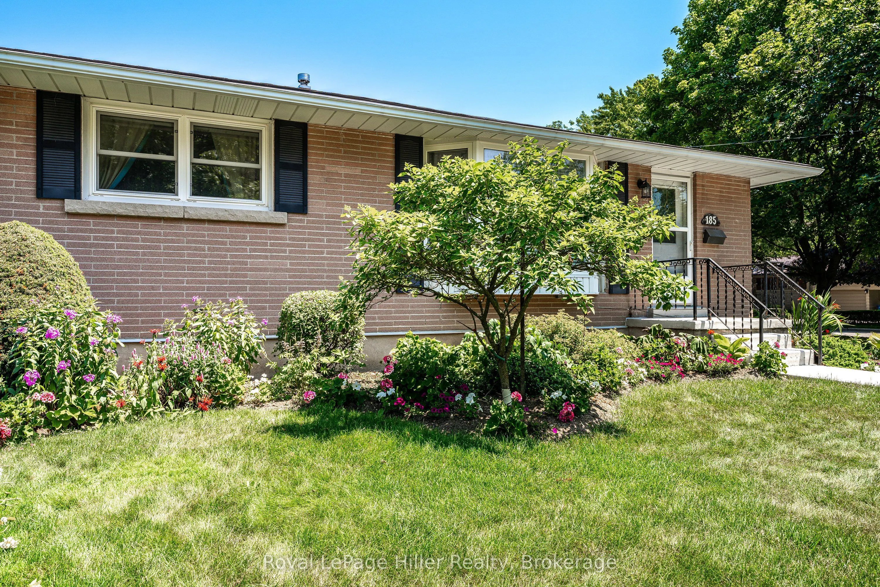 185 Strachan Street