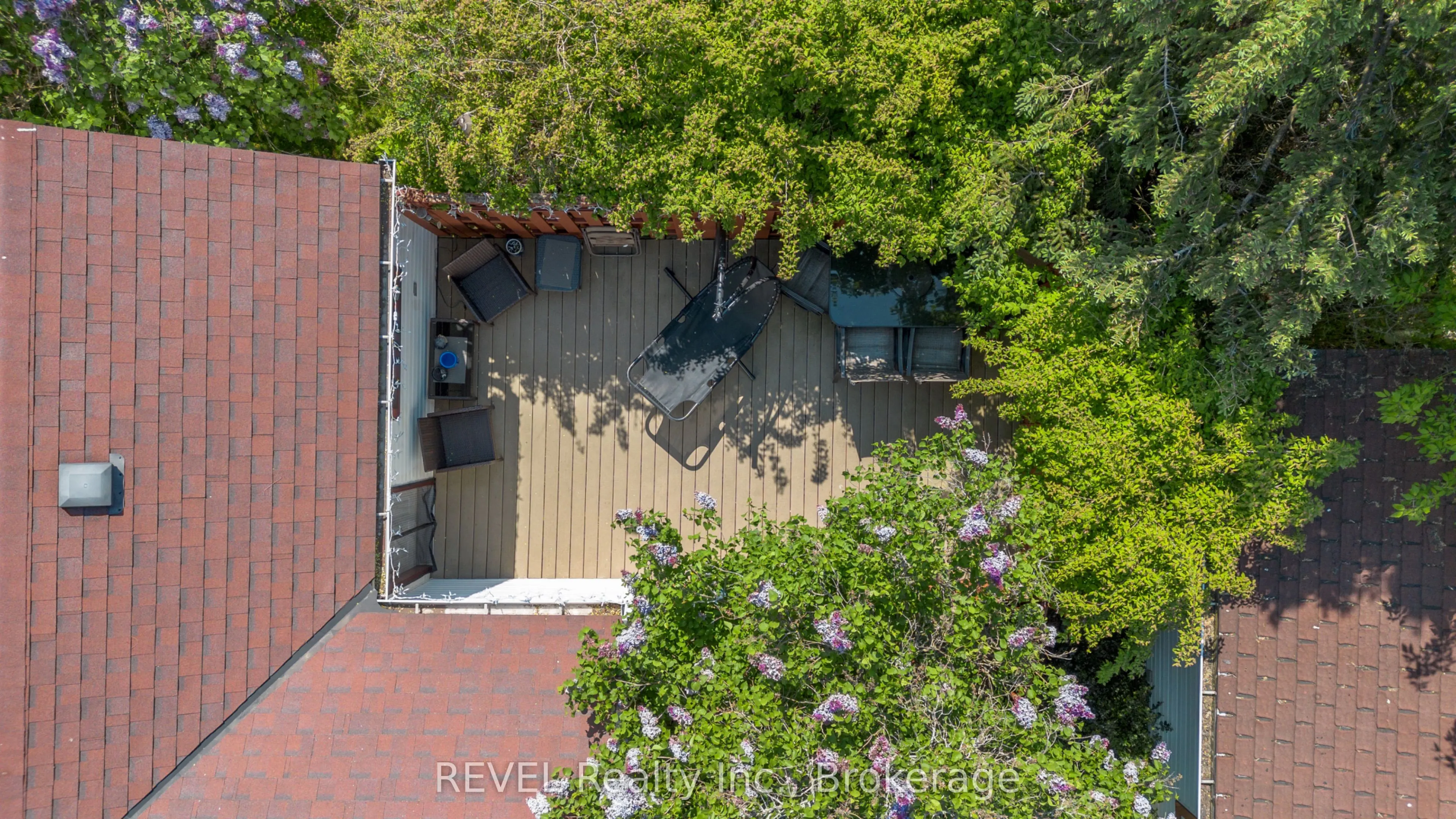 7962 Booth Street