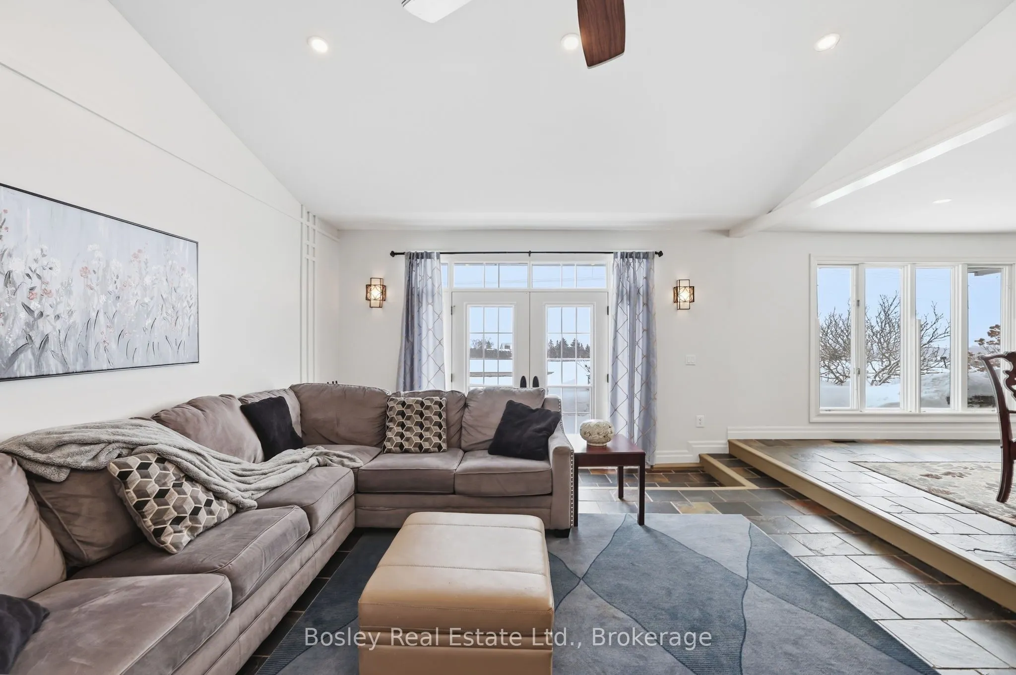 357190 The Blue Mountain Meaford Townline