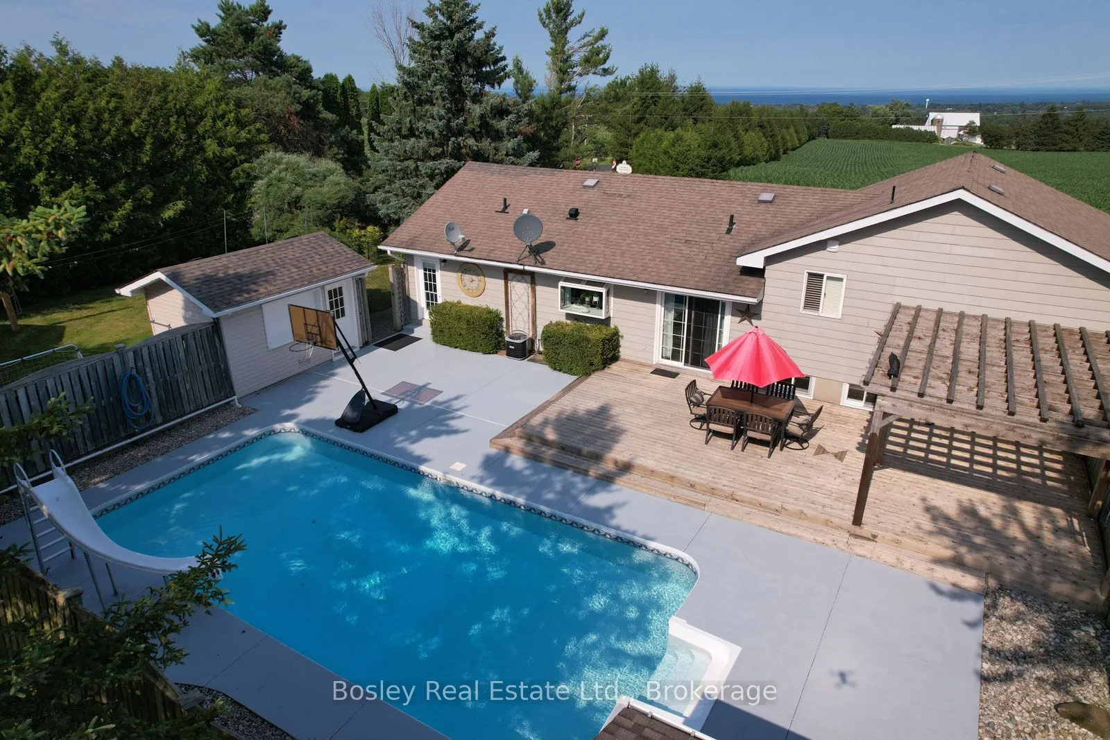 357190 The Blue Mountain Meaford Townline
