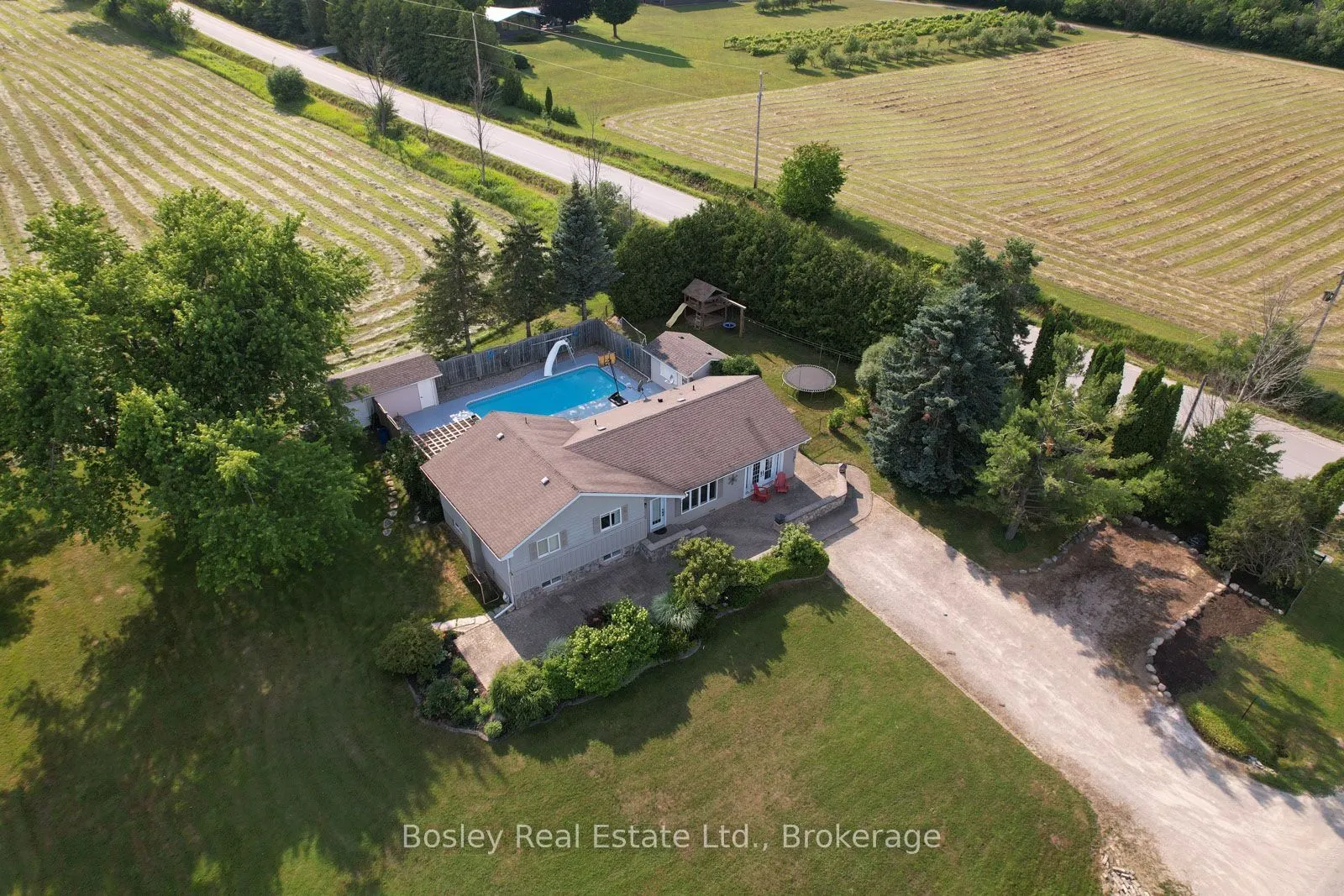 357190 The Blue Mountain Meaford Townline