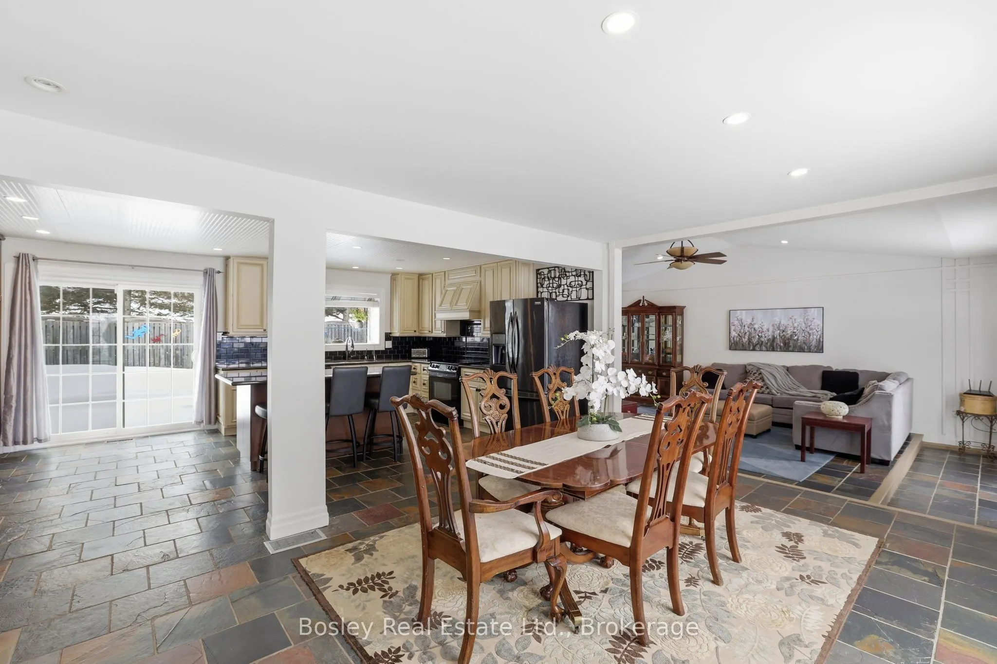 357190 The Blue Mountain Meaford Townline