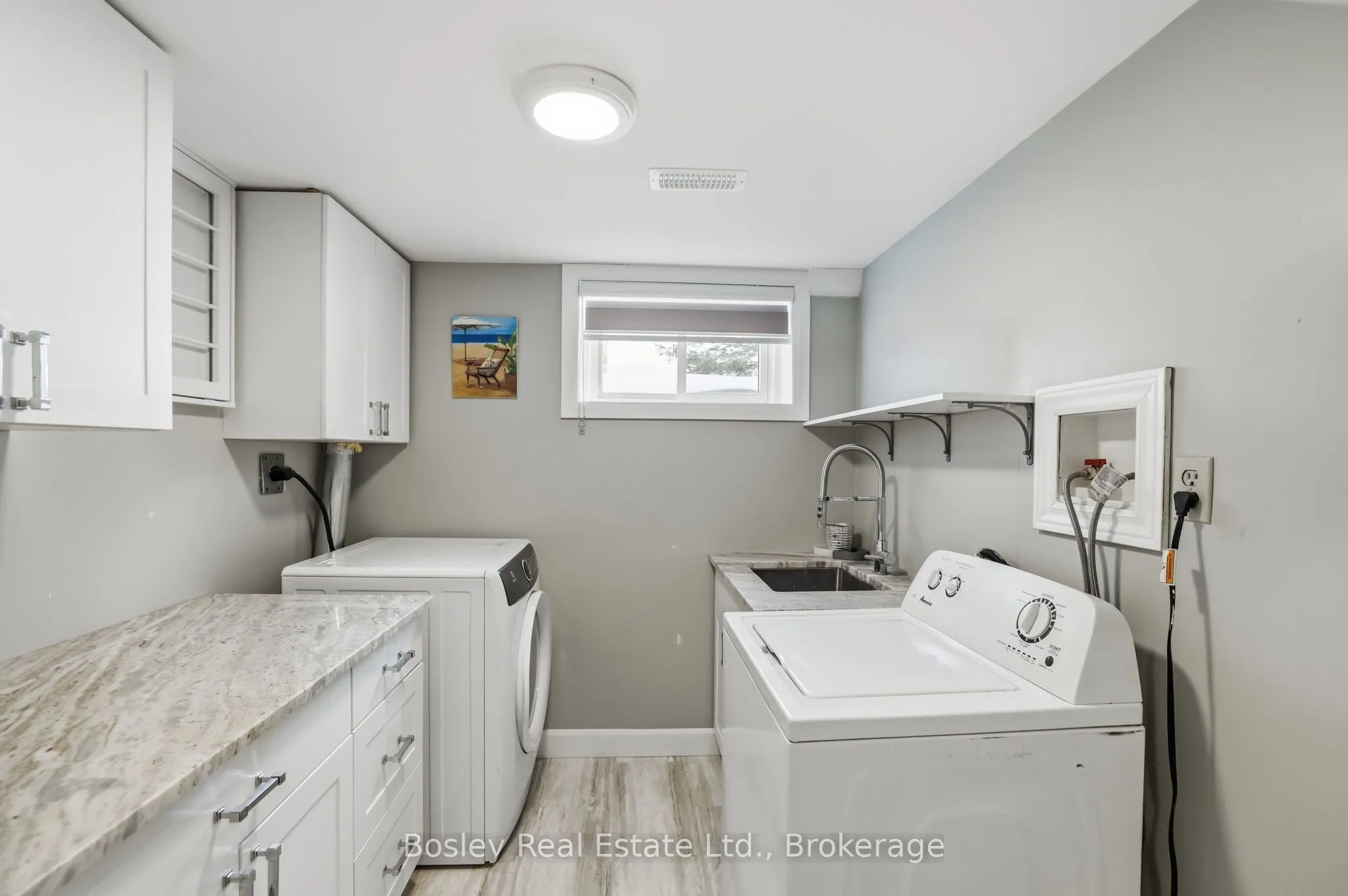 357190 The Blue Mountain Meaford Townline