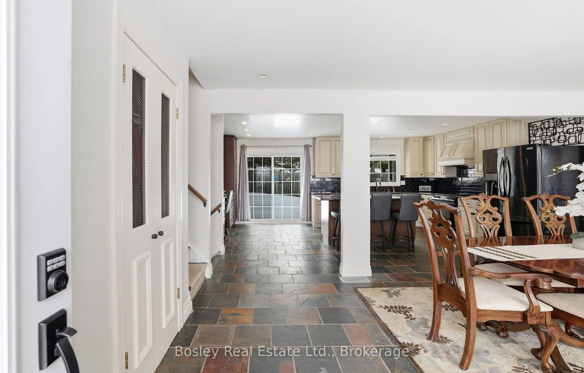 357190 The Blue Mountain Meaford Townline