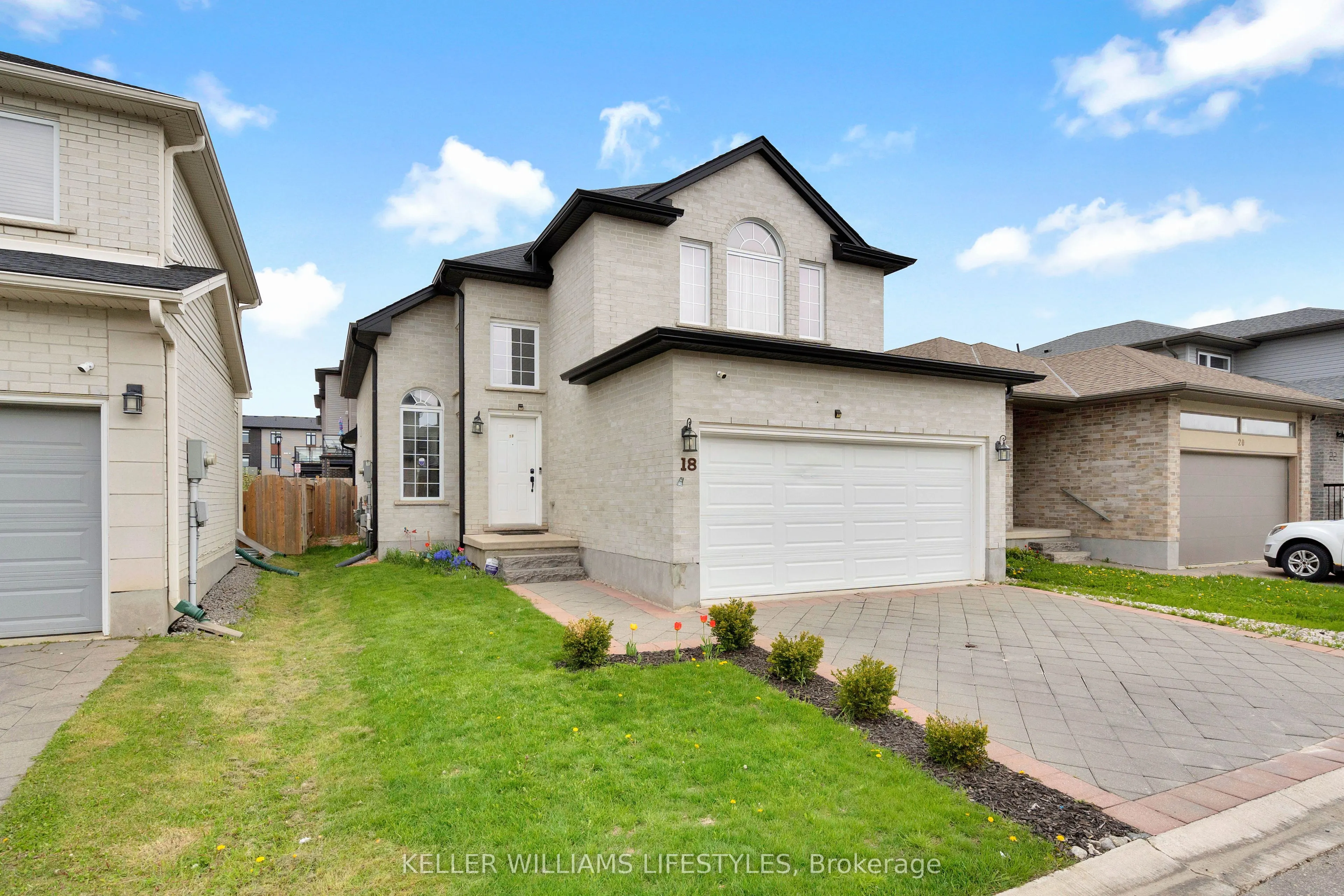 3270 Singleton Avenue #18