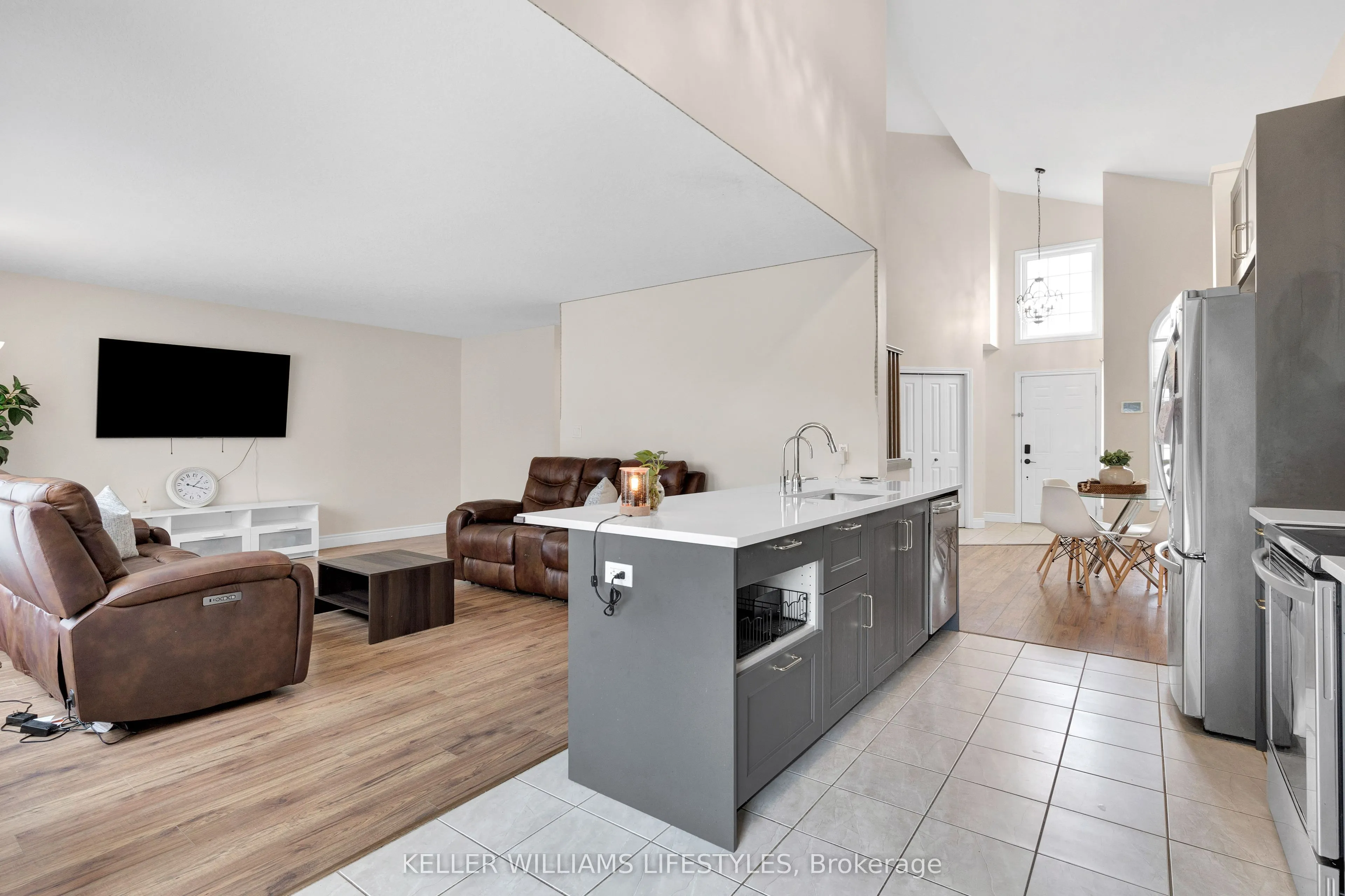 3270 Singleton Avenue #18