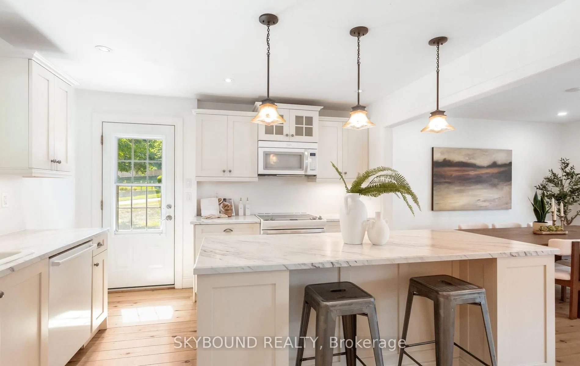 9 Delerin Crescent