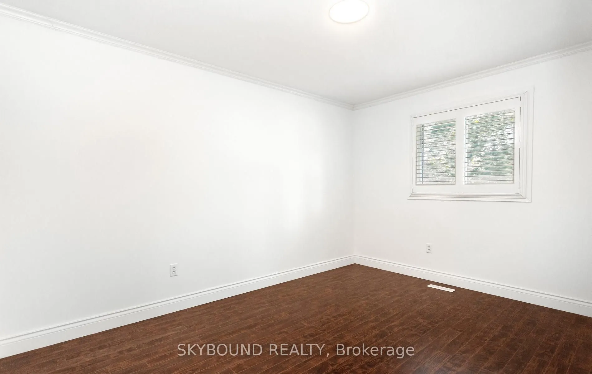 9 Delerin Crescent