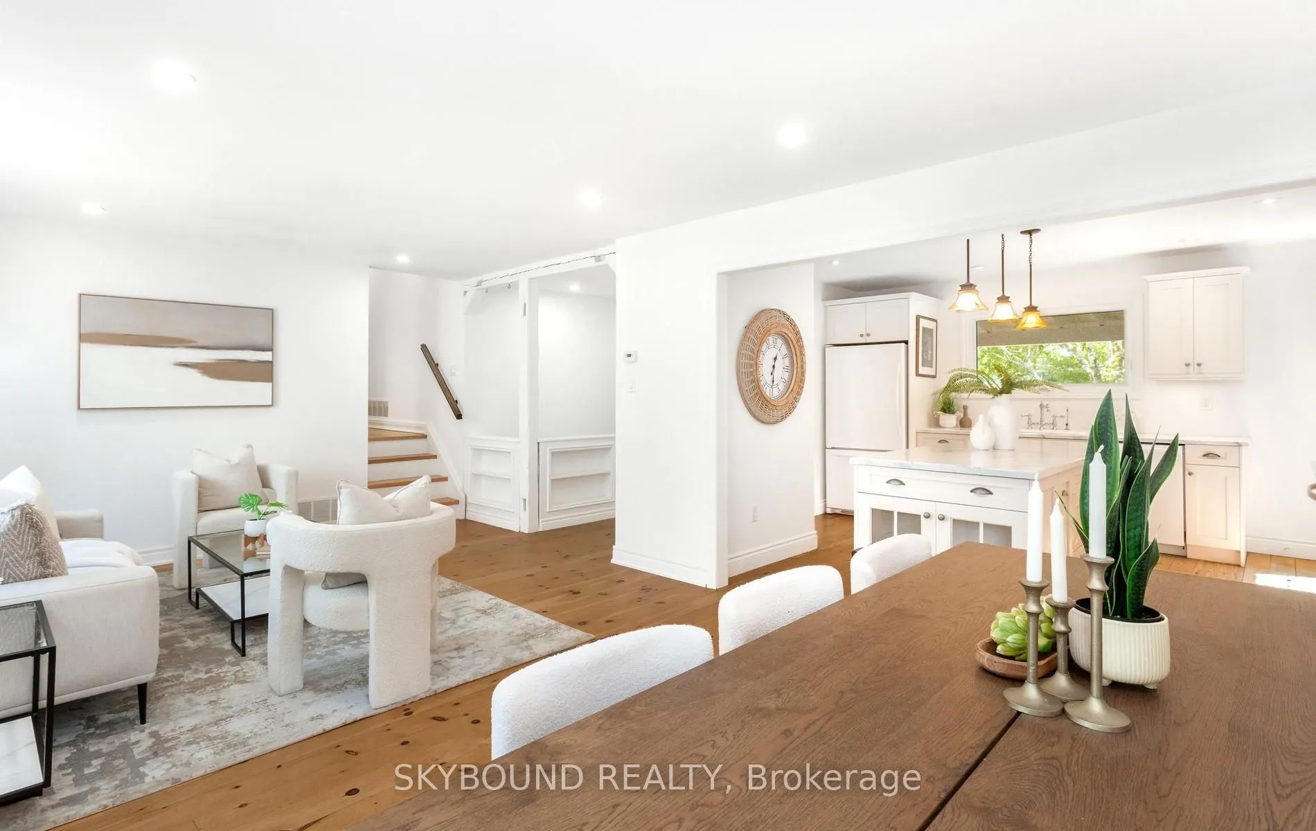9 Delerin Crescent