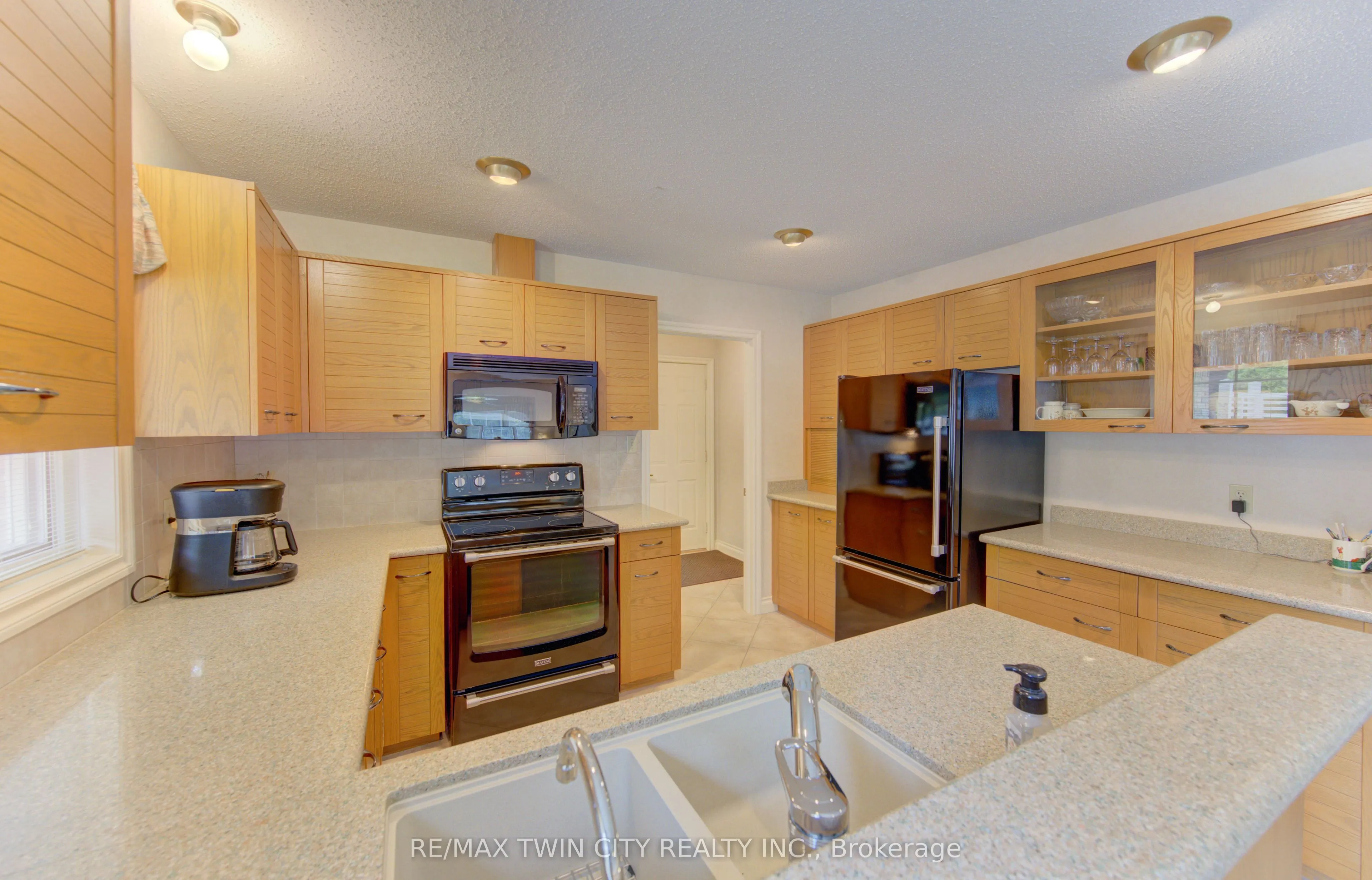 298 Roxton Drive #13
