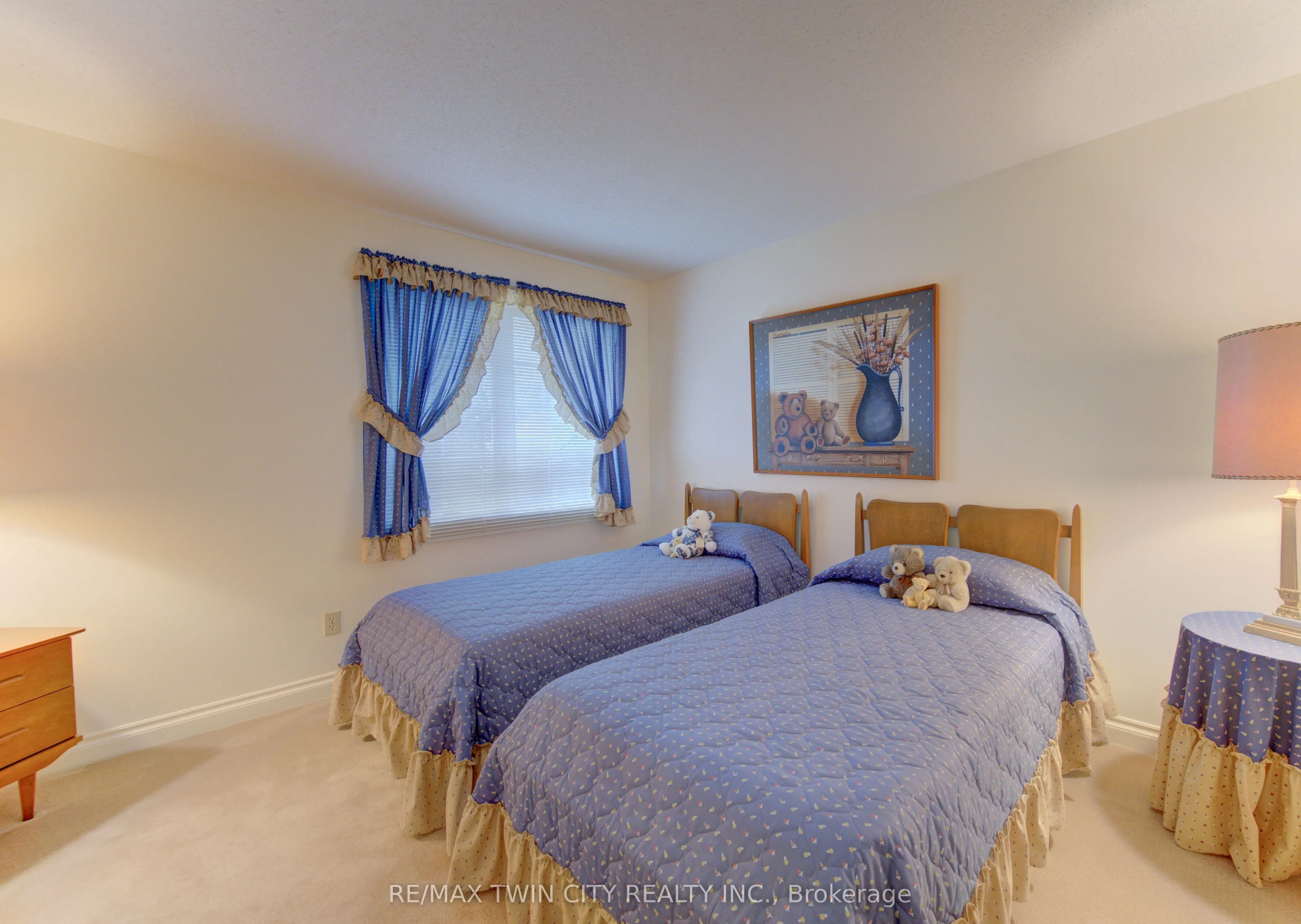 298 Roxton Drive #13