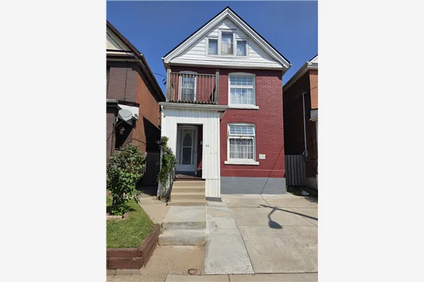 44 Arthur Avenue N