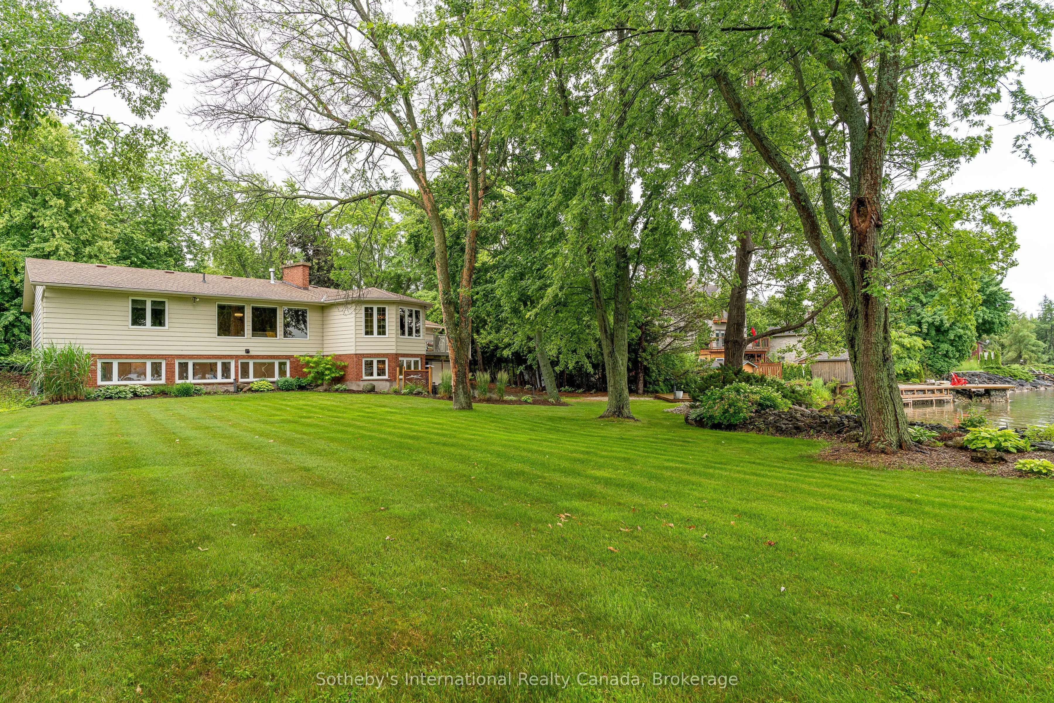 359288 Grey Rd 15