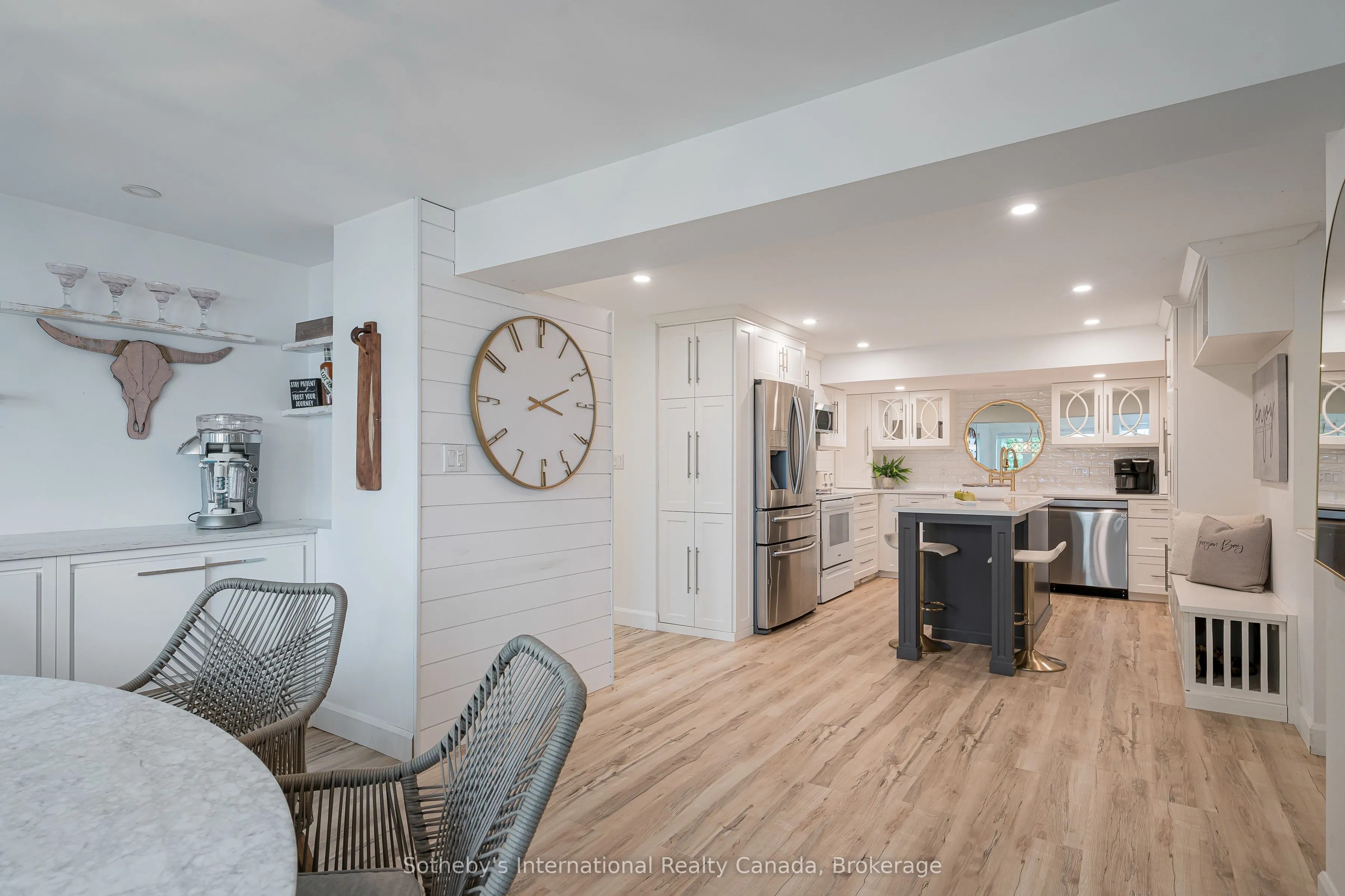 359288 Grey Rd 15