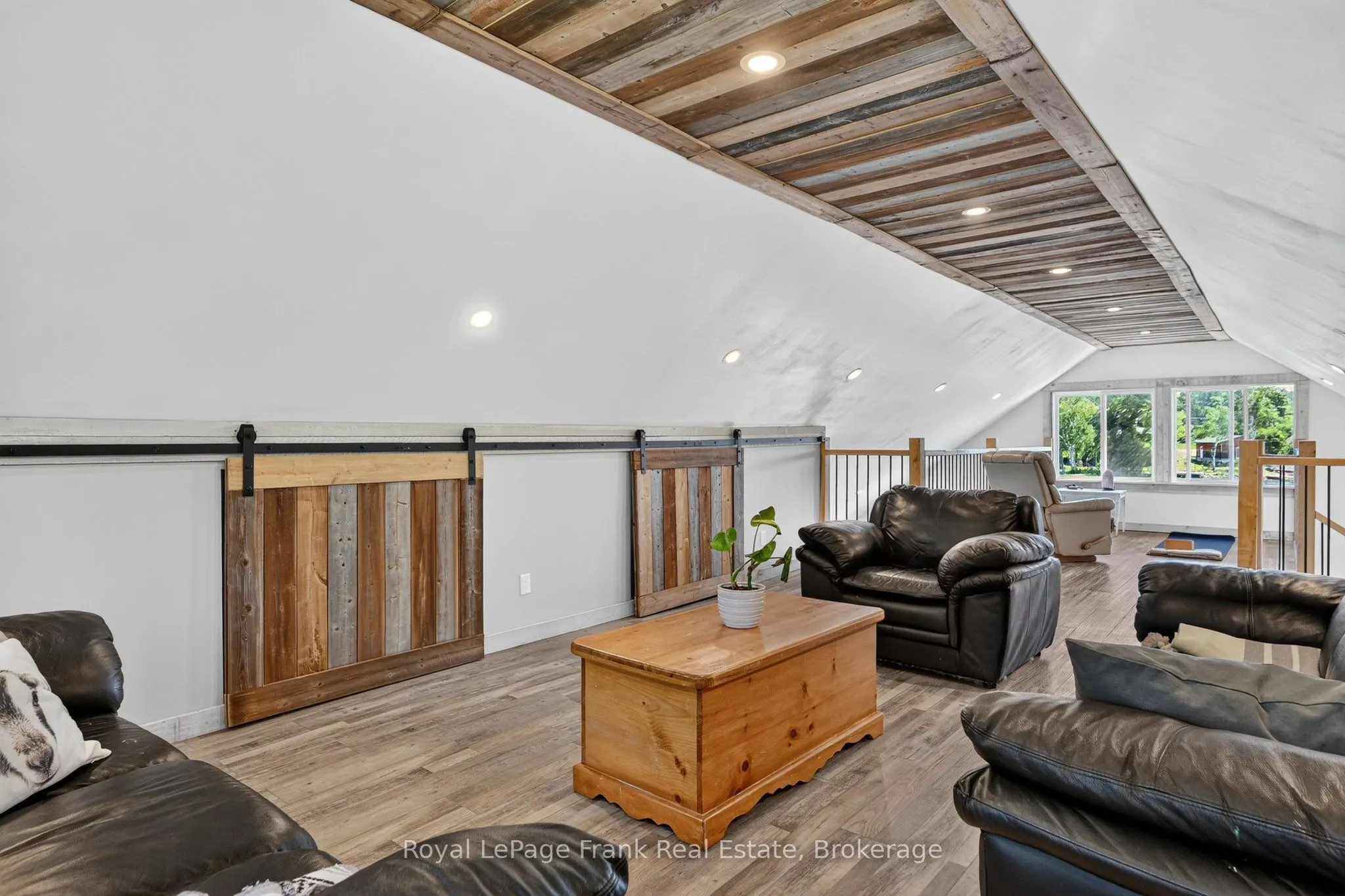 9 Lilac Lane