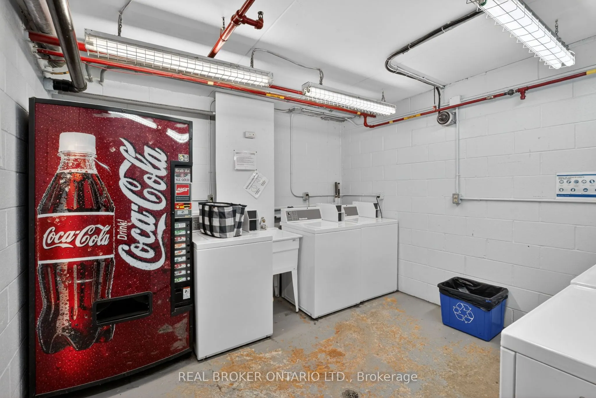12 Bridgeport Road E #9