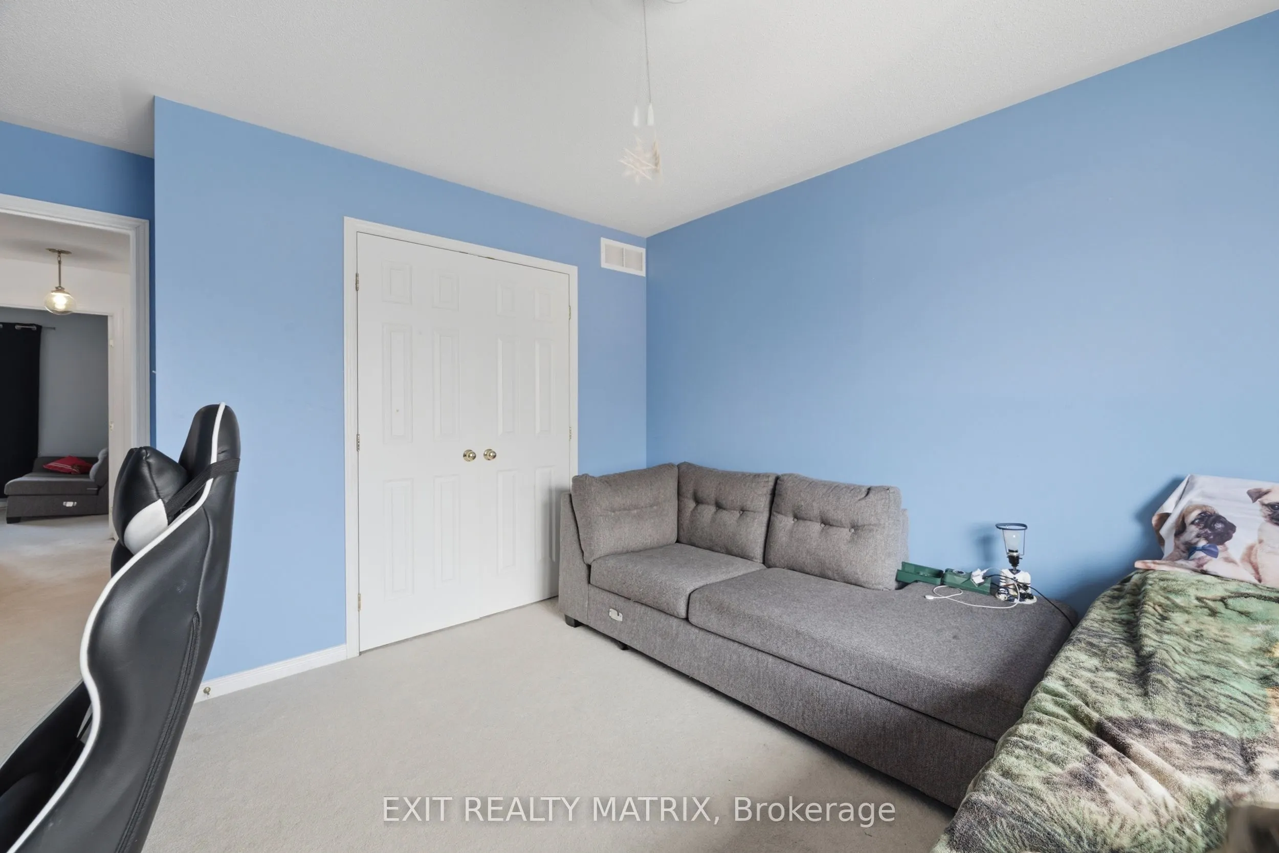 127 Stoney Pond Court