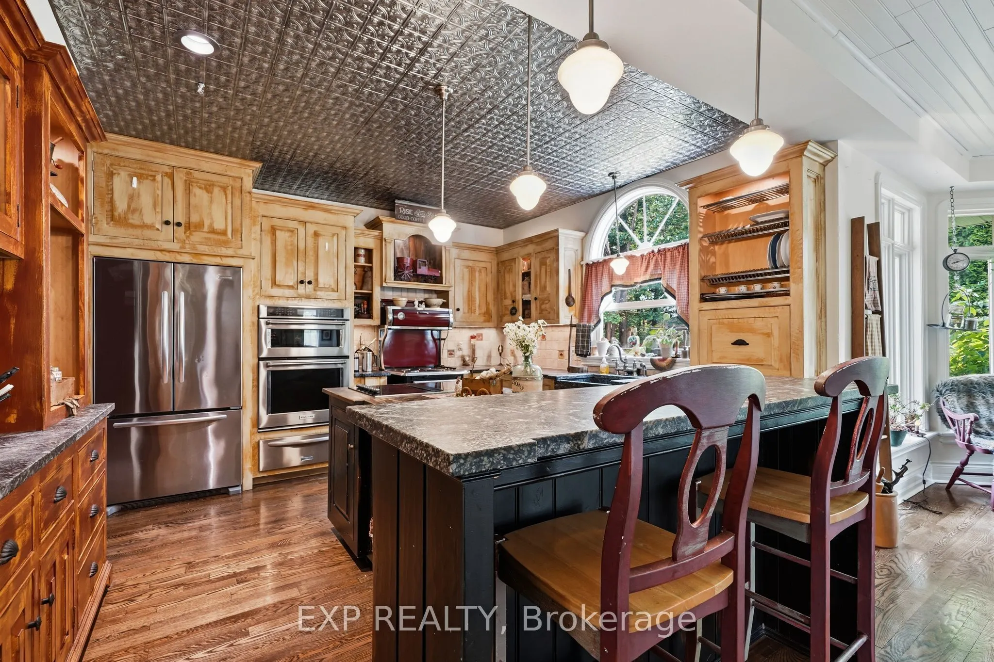 1259 RANDBORO Crescent