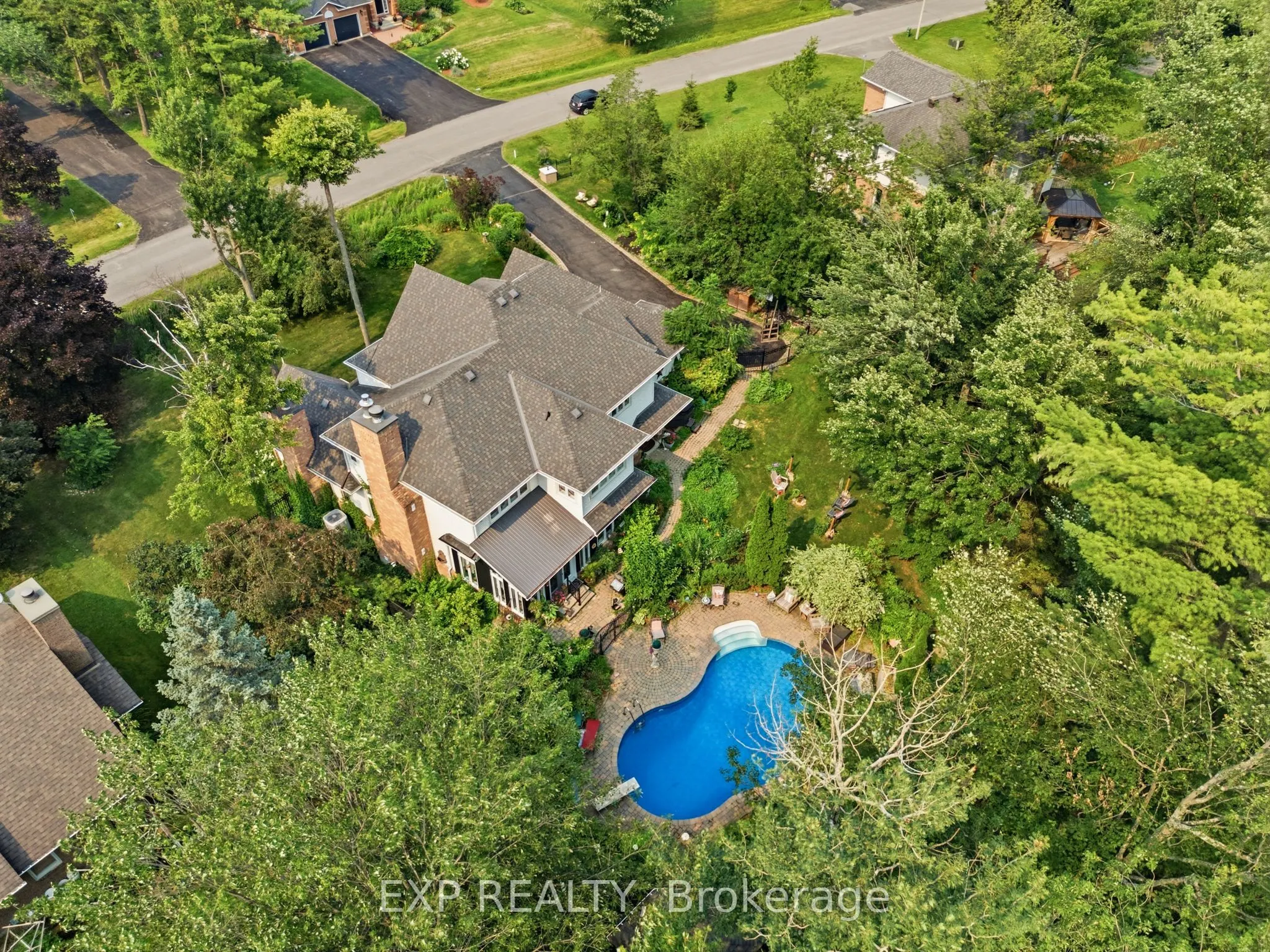 1259 RANDBORO Crescent